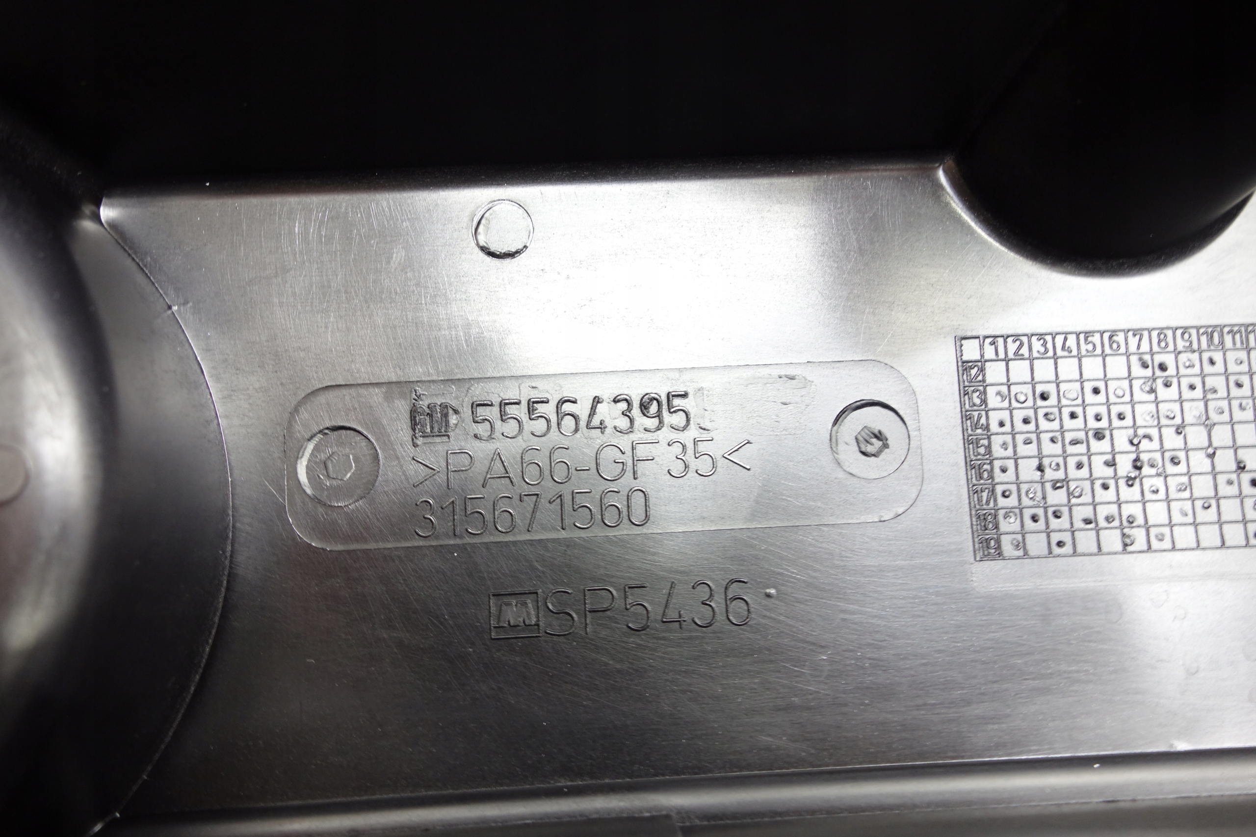 POKRYWA ZAWORÓW ODMA 55564395 OPEL 1.6 1.6T 1.8 OE Producent części Opel OE