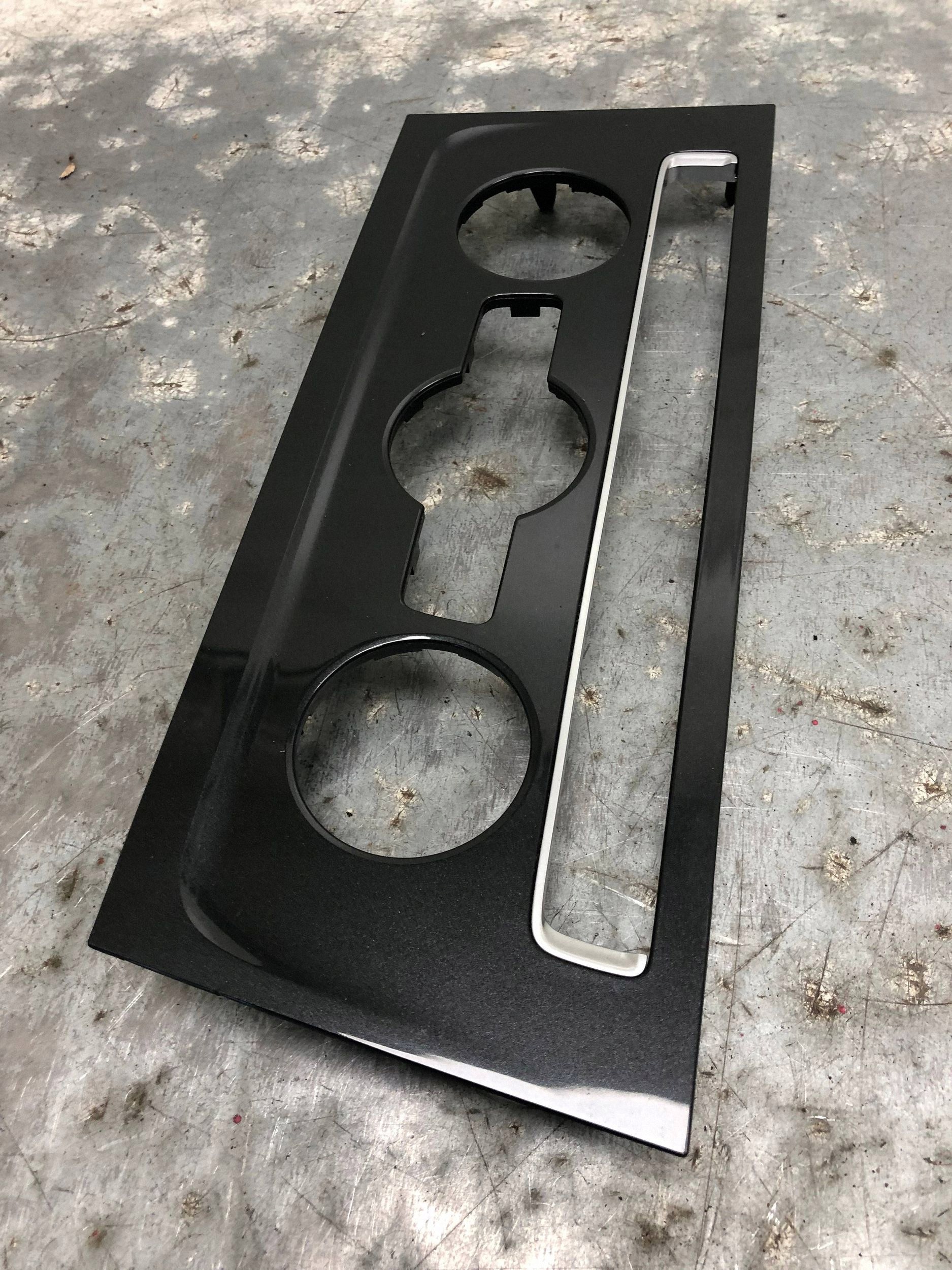 RÁM PANELU klimatizaci VW GOLF VII LIFT 5G1863042