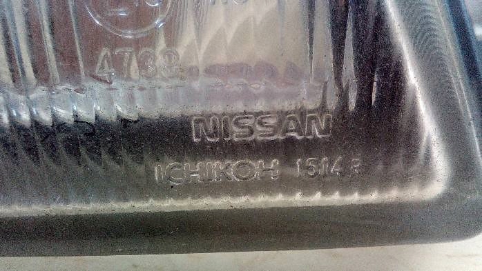 фара правая nissan ALMERA N15 1997r.