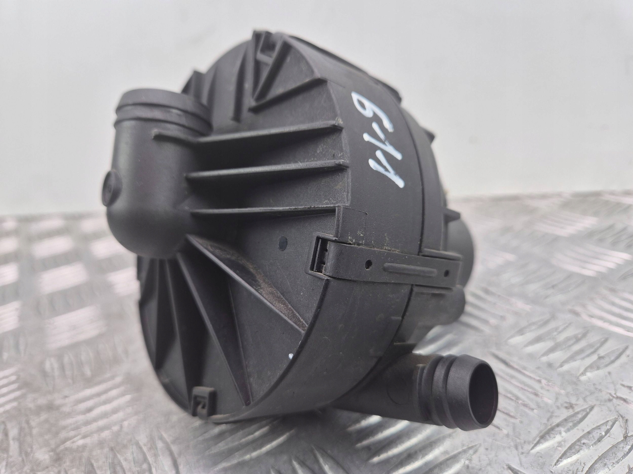 Mercedes C200 CGI W204 Pumpe luft wtornego A0001406785