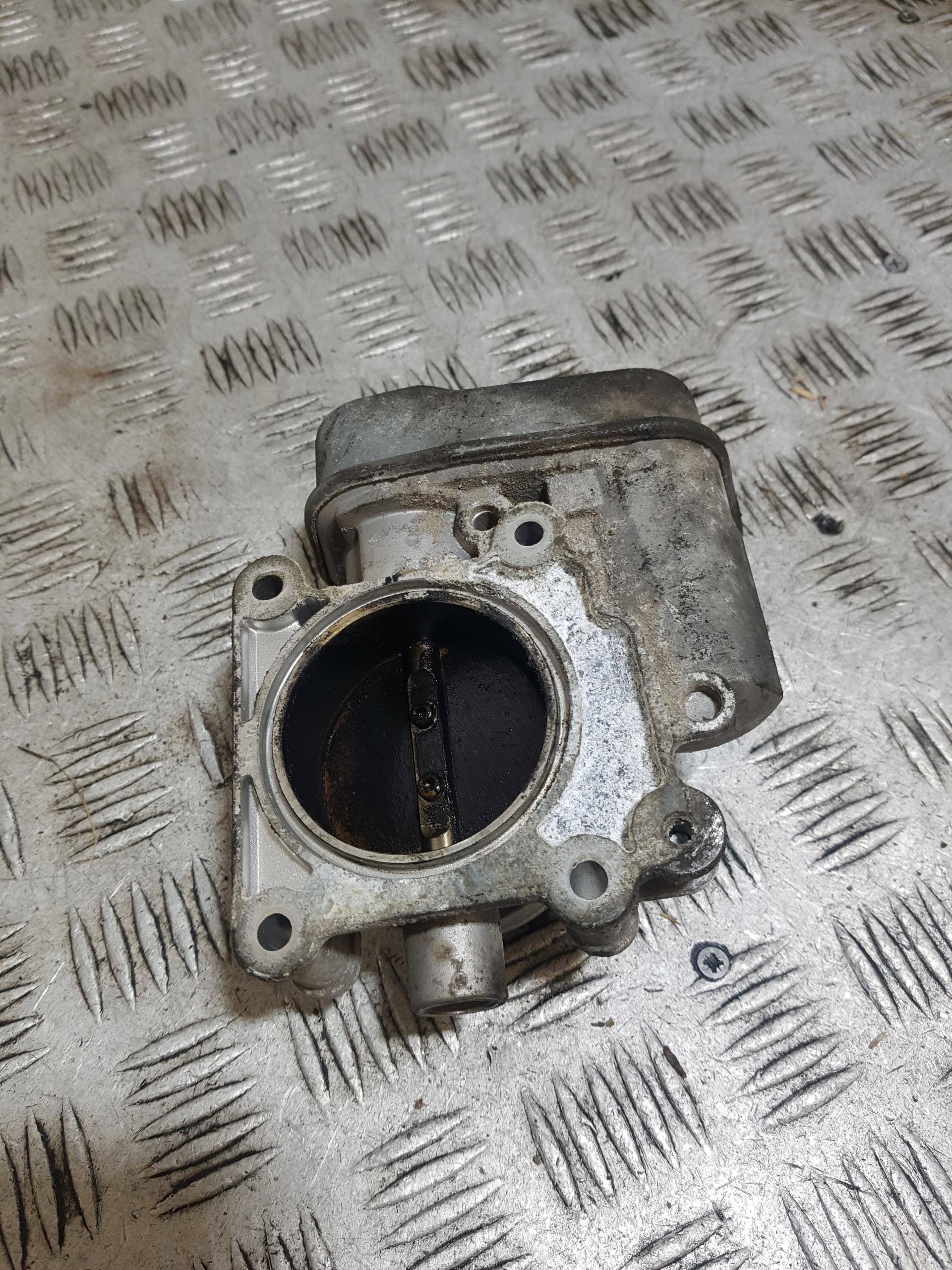 throttle flap OPEL VECTRA C 2.2 B 24459501