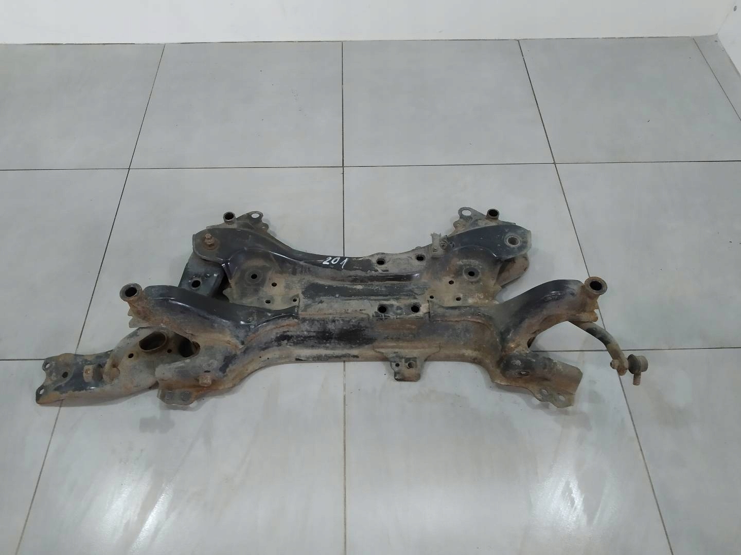 axle beam springing front E18 Toyota Auris II (2012-)