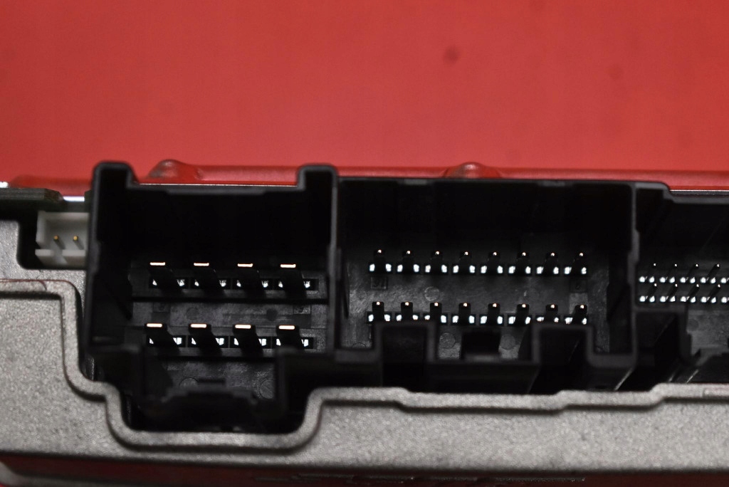 amplifier RADIA BOSE N24366A20B MAZDA MX-5 4 IV ND 15-18