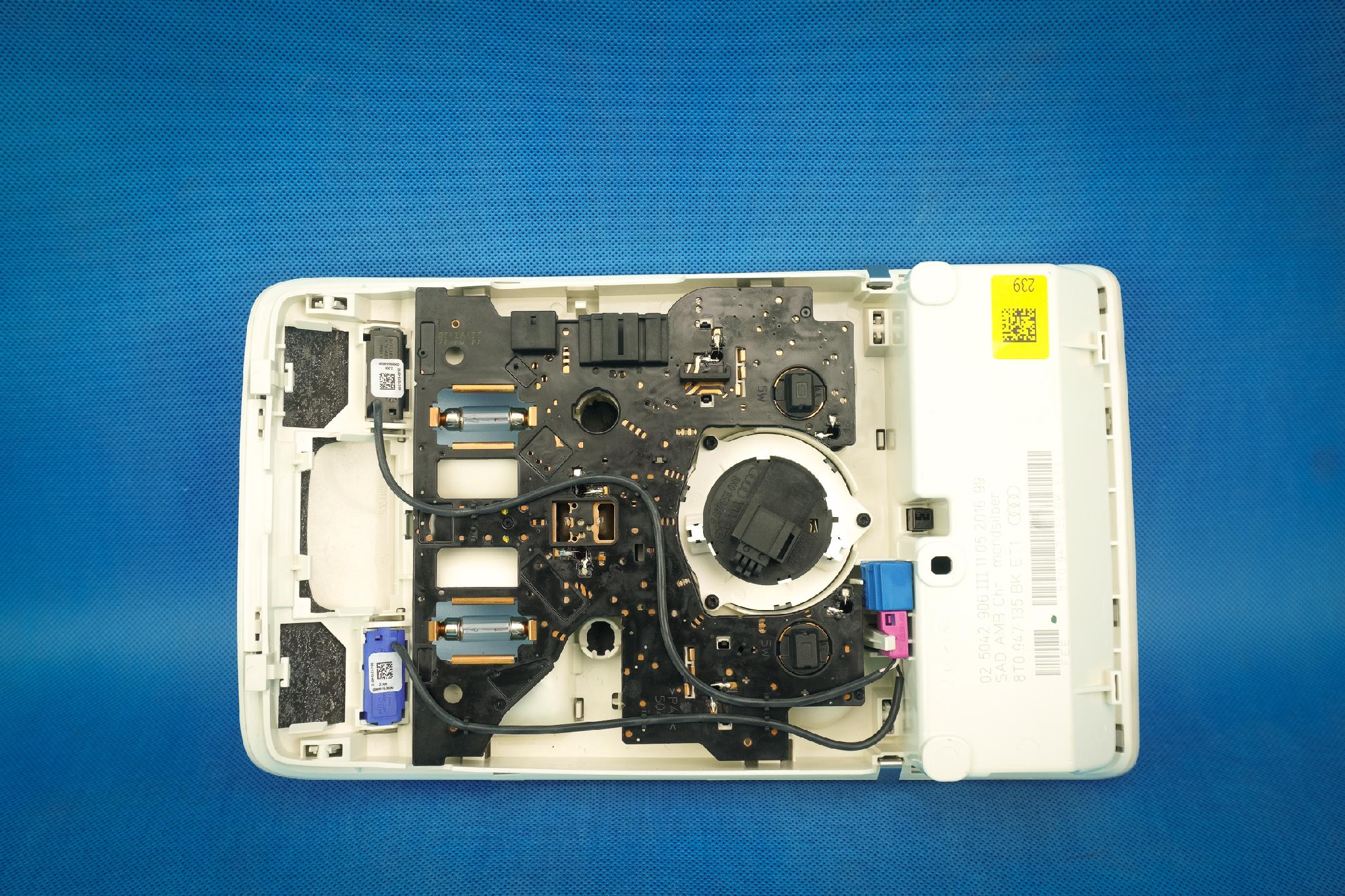 Oswietlenie cabs front Audi A4 8K A5 8T0947135BK