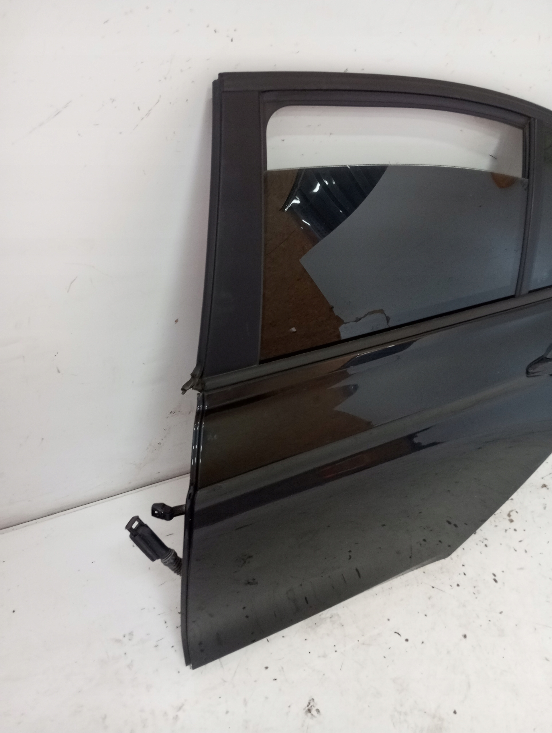 door BMW 3 F30 12r left rear.