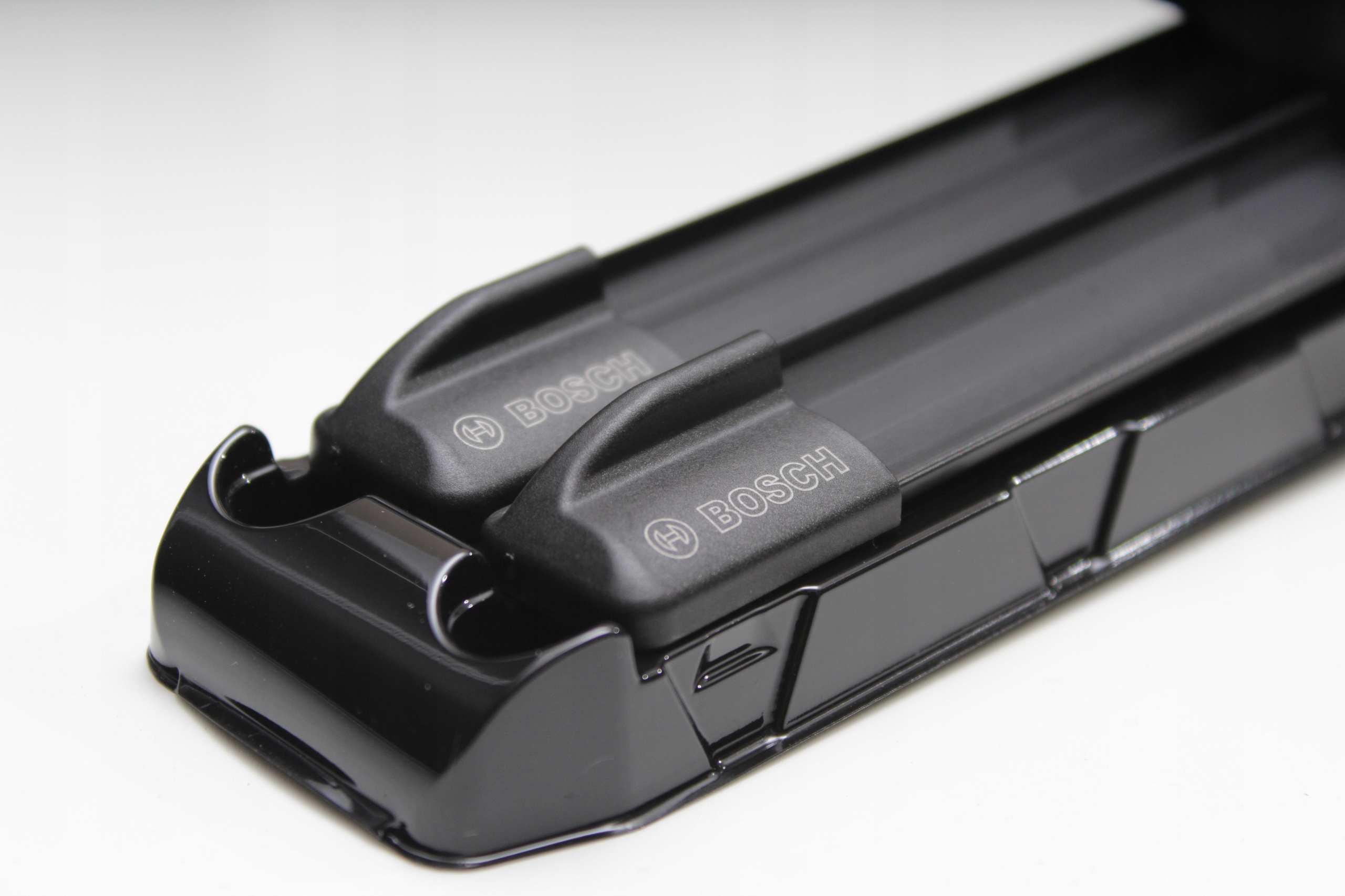 WYCIERACZKI BOSCH SKODA Octavia II 2 2004-2013 Producent Bosch