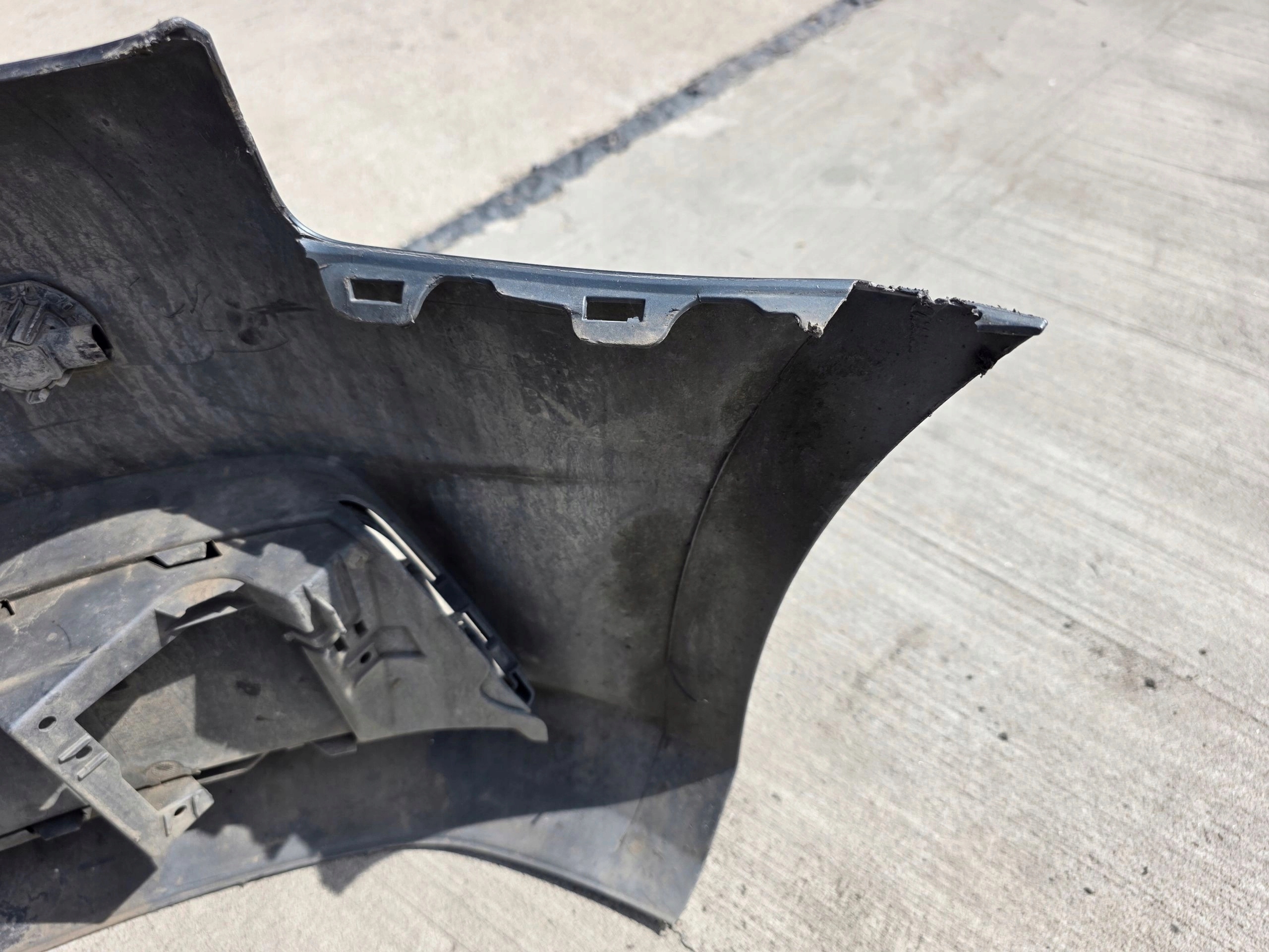 bumper front AUDI A4 B9 2016-2019 ZWYKLY LX7R PDC complete !!!