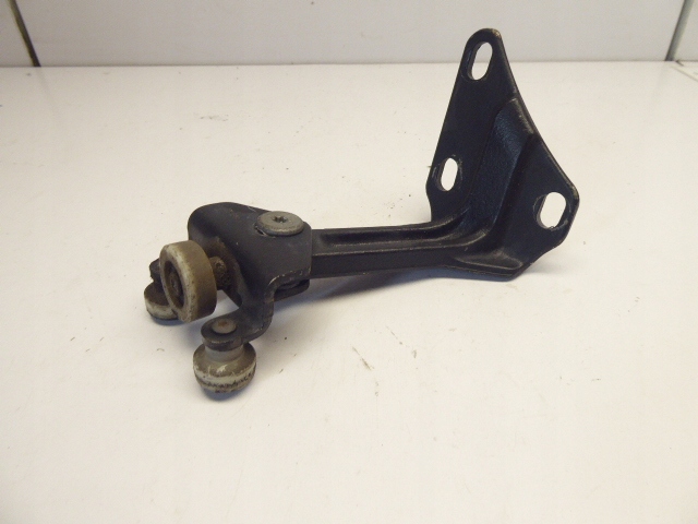 CRAFTER SPRINTER 906 ROLKA DRZWI LEWA GÓRNA Numer katalogowy części -