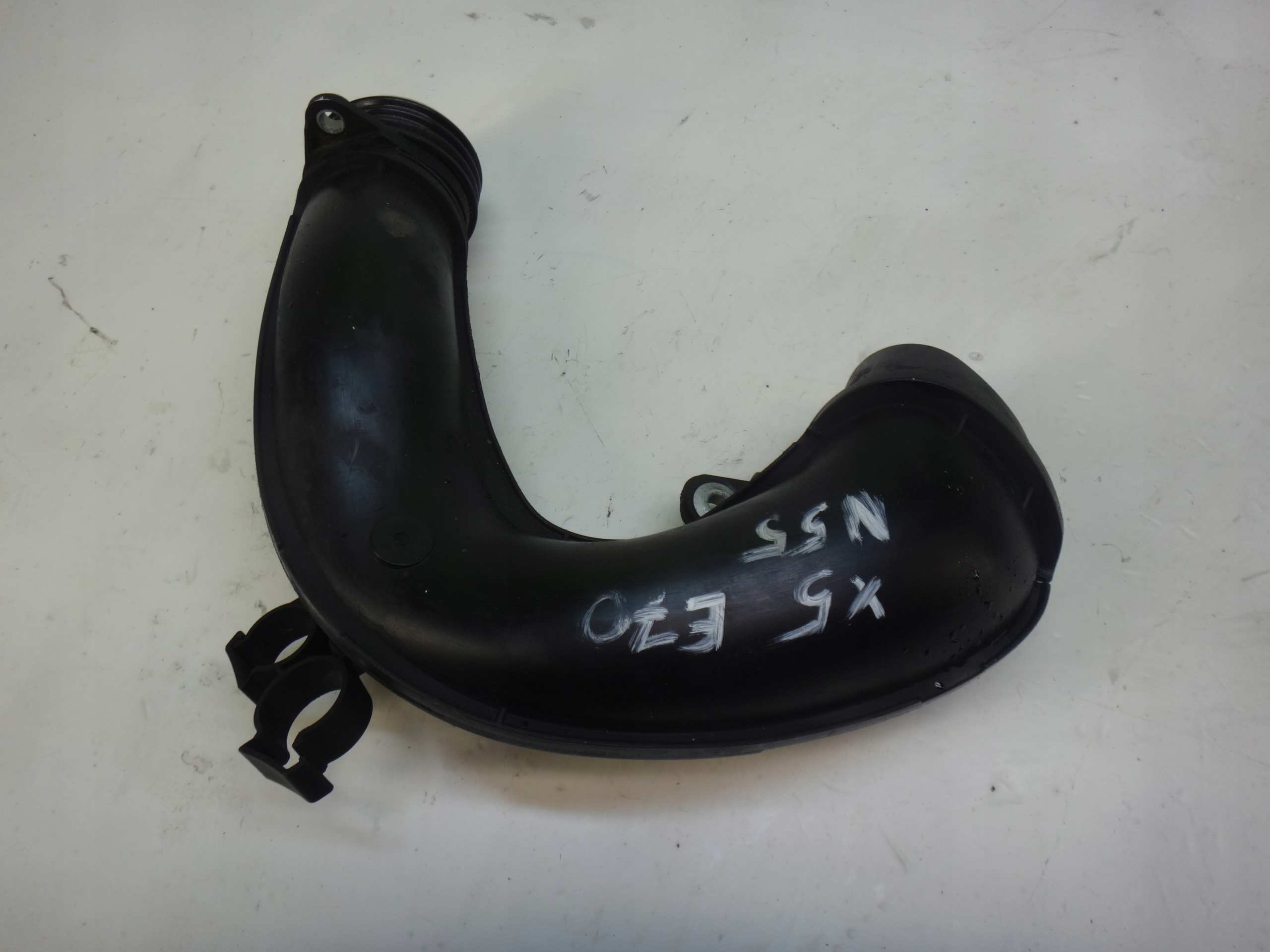 23557610 - Повітропровід BMW X5 E70 F15 X6 E71 F16 N55