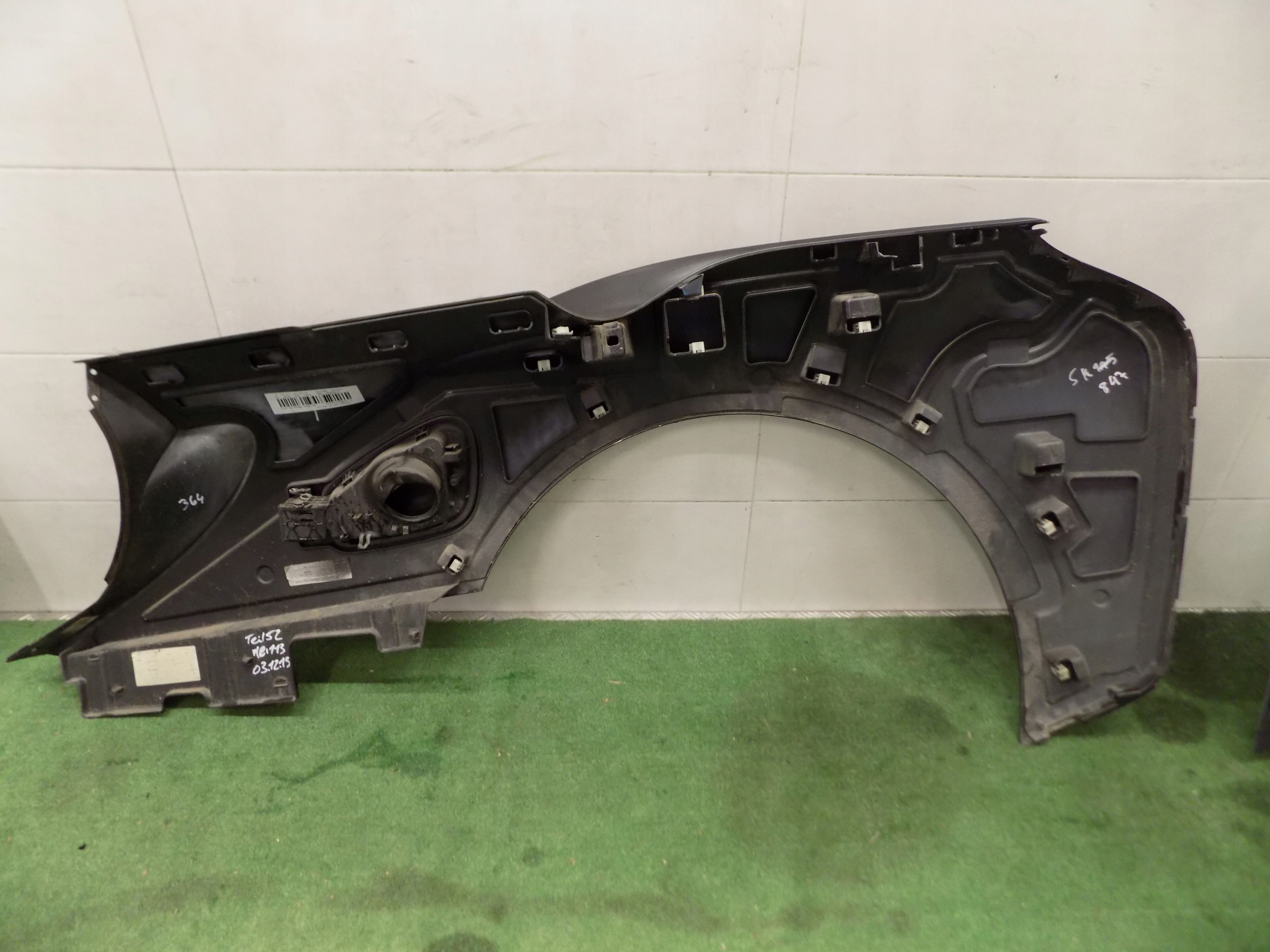 BMW i8 l12 Aile Arrière Droite A90
