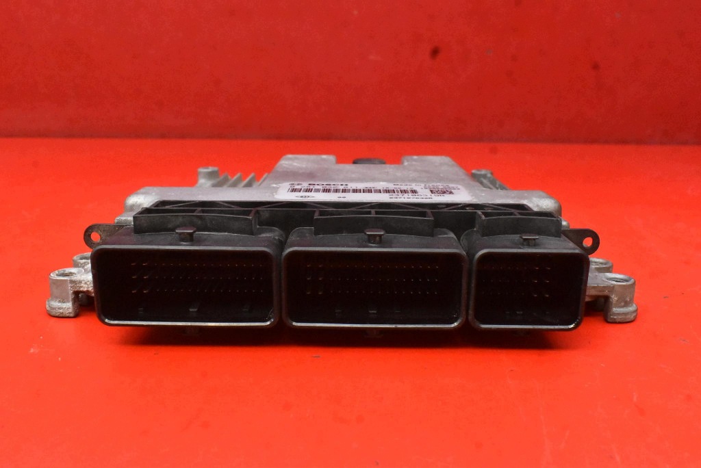 control unit computer of the engine 237106319R RENAULT CLIO 4 IV 1.5 DCI 75 KM 12-20