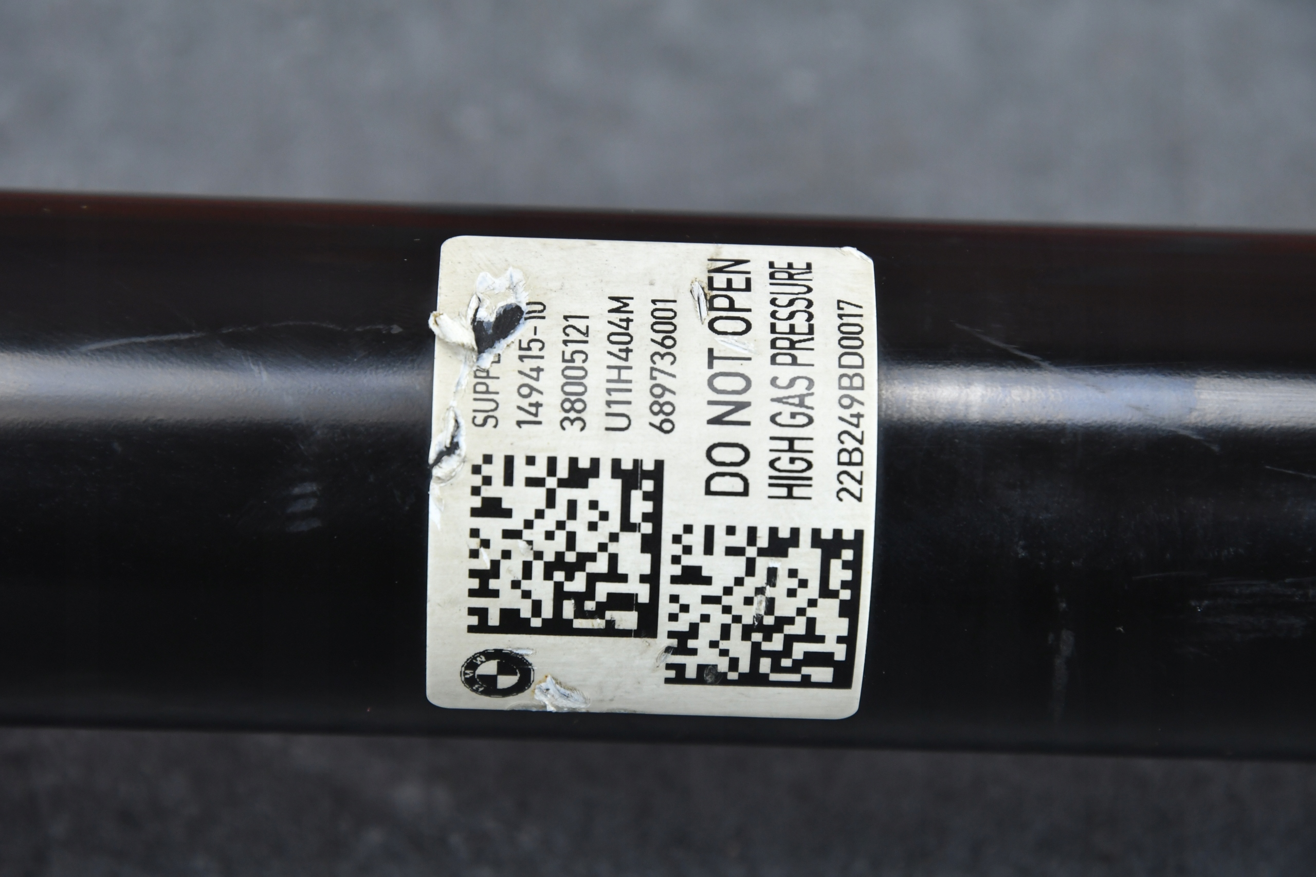 shock absorber left right rear part rear BMW X1 U11 6897360 M35iX