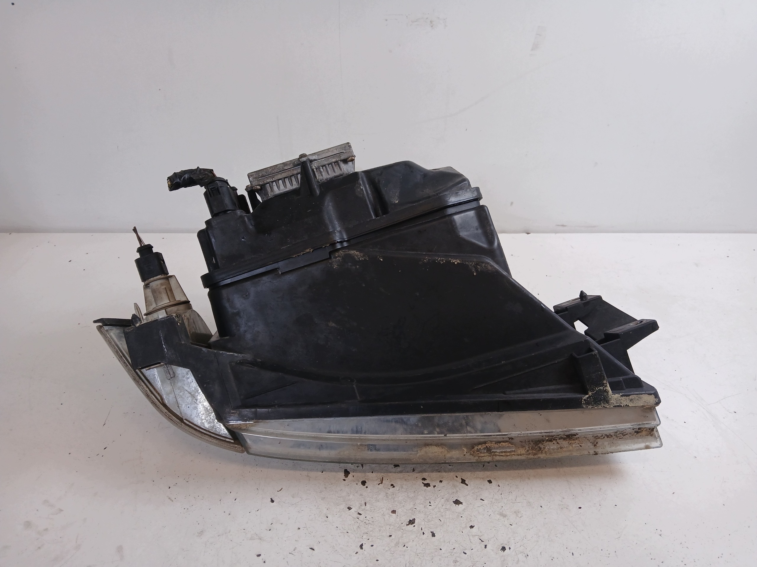 SKODA OCTAVIA and LIFT light left front XENON control unit 1U1941015M nice