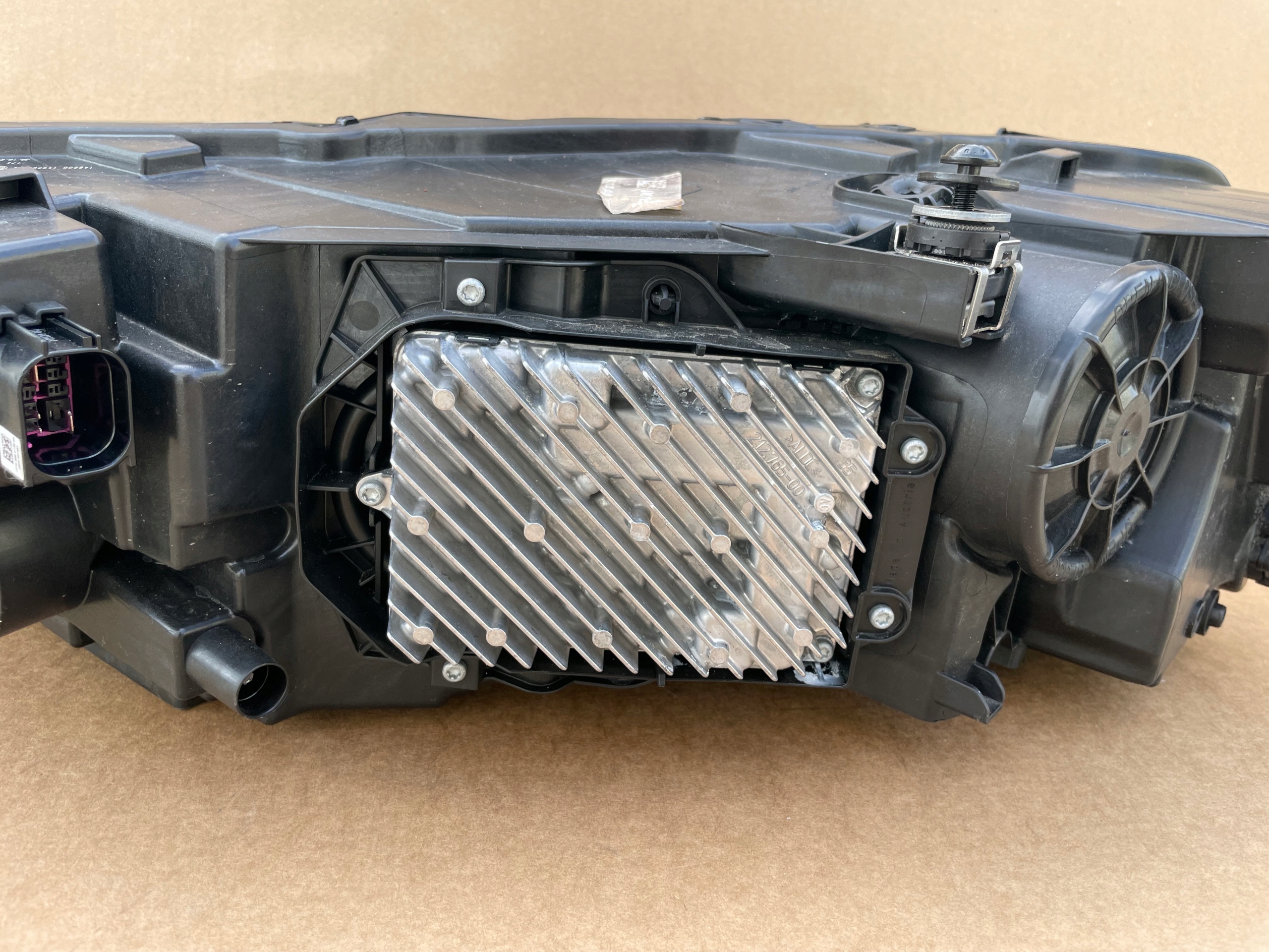 light MATRIX AUDI Q7 4M0941040D as new original complete right 4MB