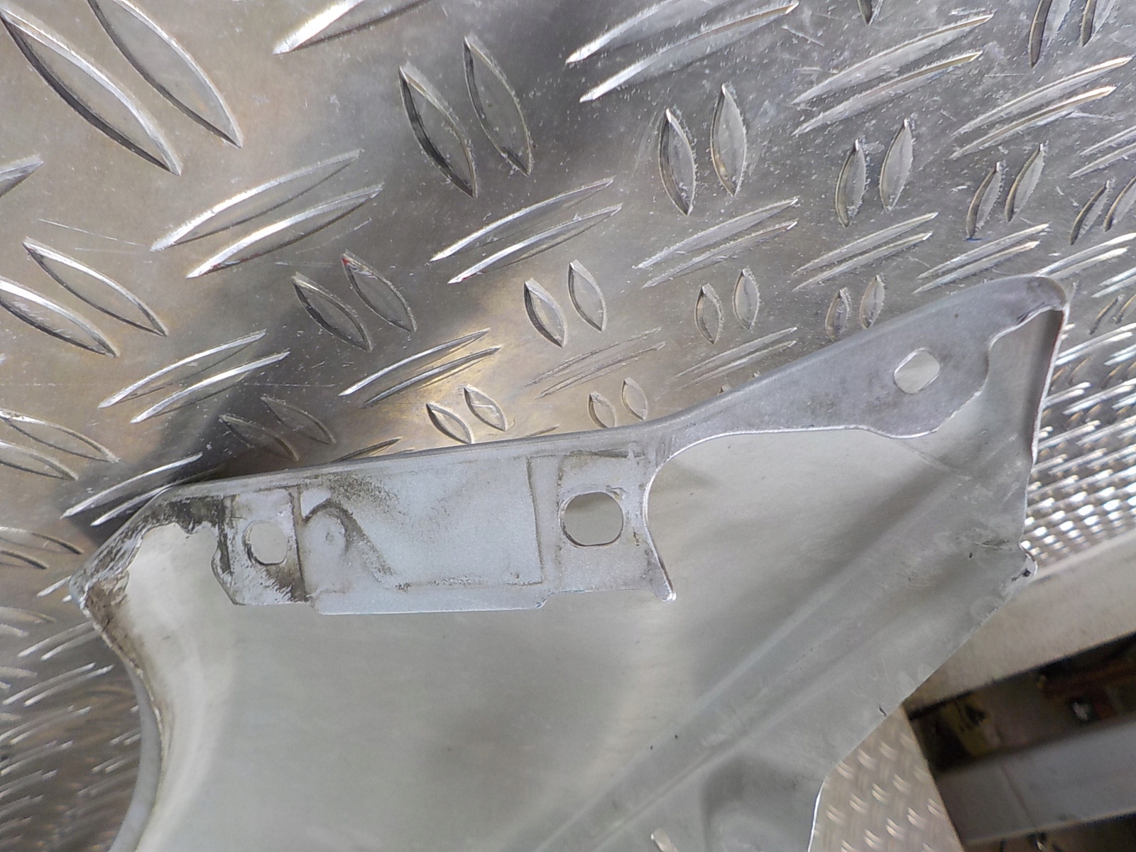 MERCEDES W204 fender front front right A2048810201
