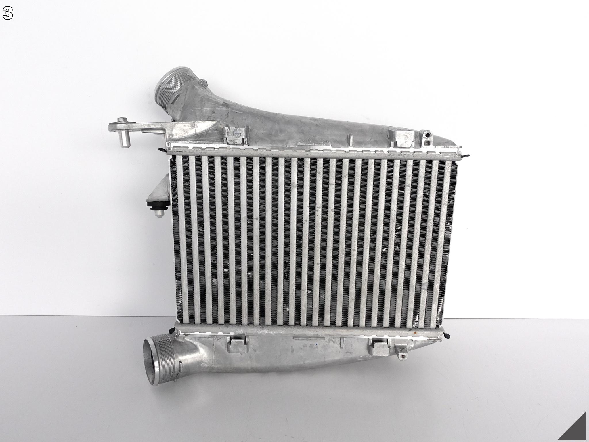 AUDI RS6 4K0 RS7 4K8 C8 4.0 TFSI radiator intercooler right front