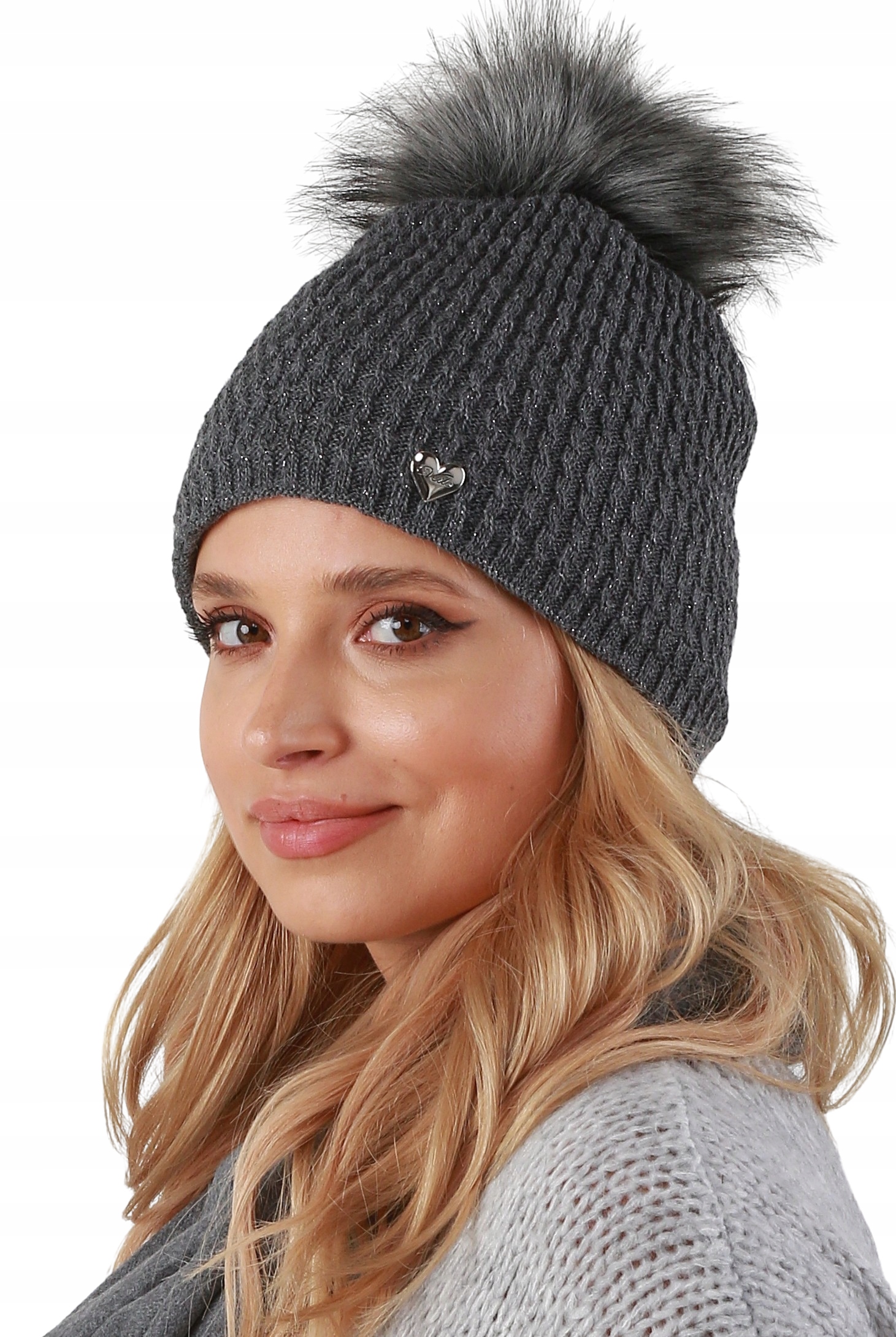 

Zimowa Czapka z pomponem polarem V7