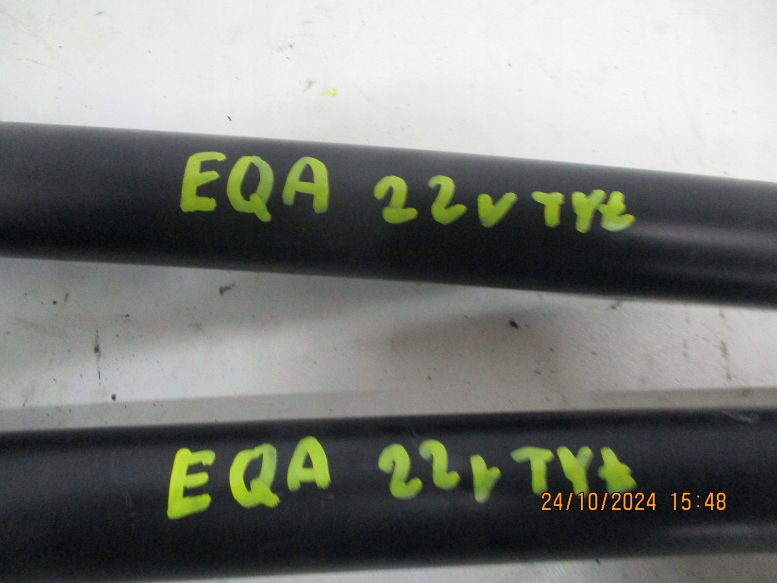 Stoßdämpfer Stoßdämpfer MERCEDES EQA A2433207700 heck hinten