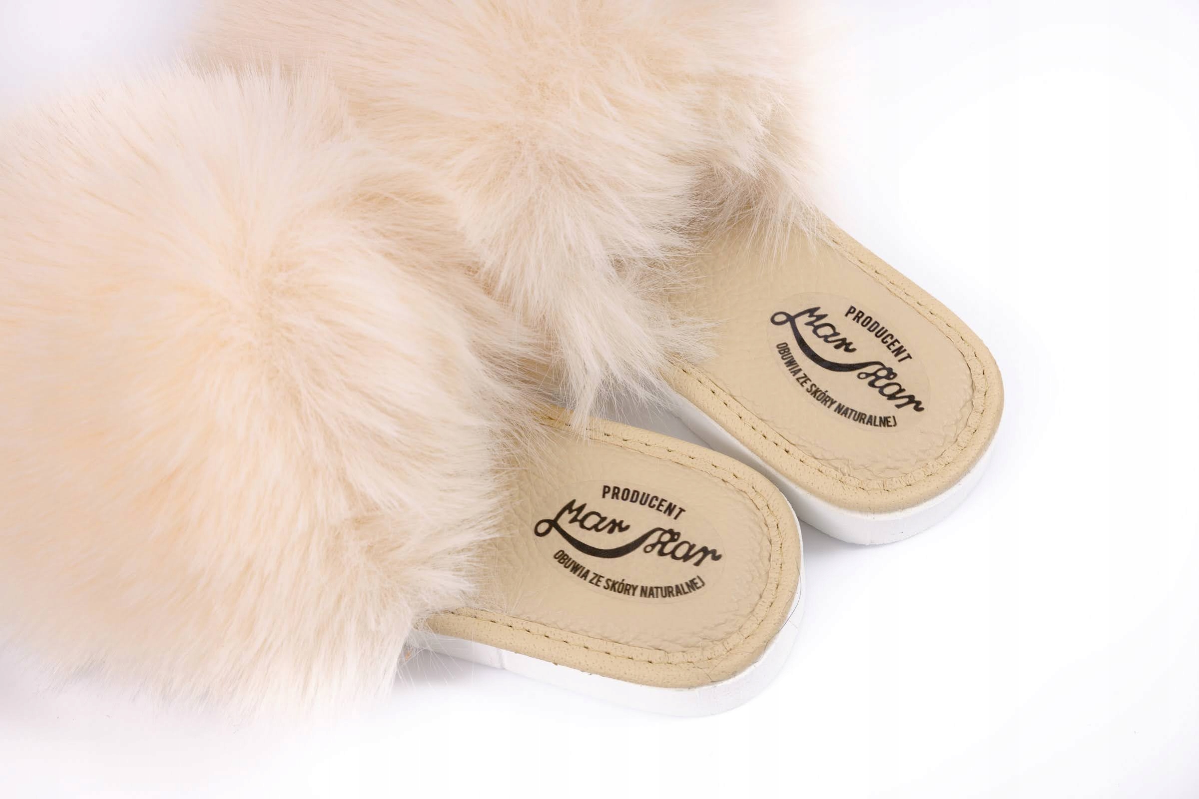 KAPCIE DAMSKIE Z PUSZYSTYM FUTERKIEM OBŁĘDNE FUTRO Model Damskie