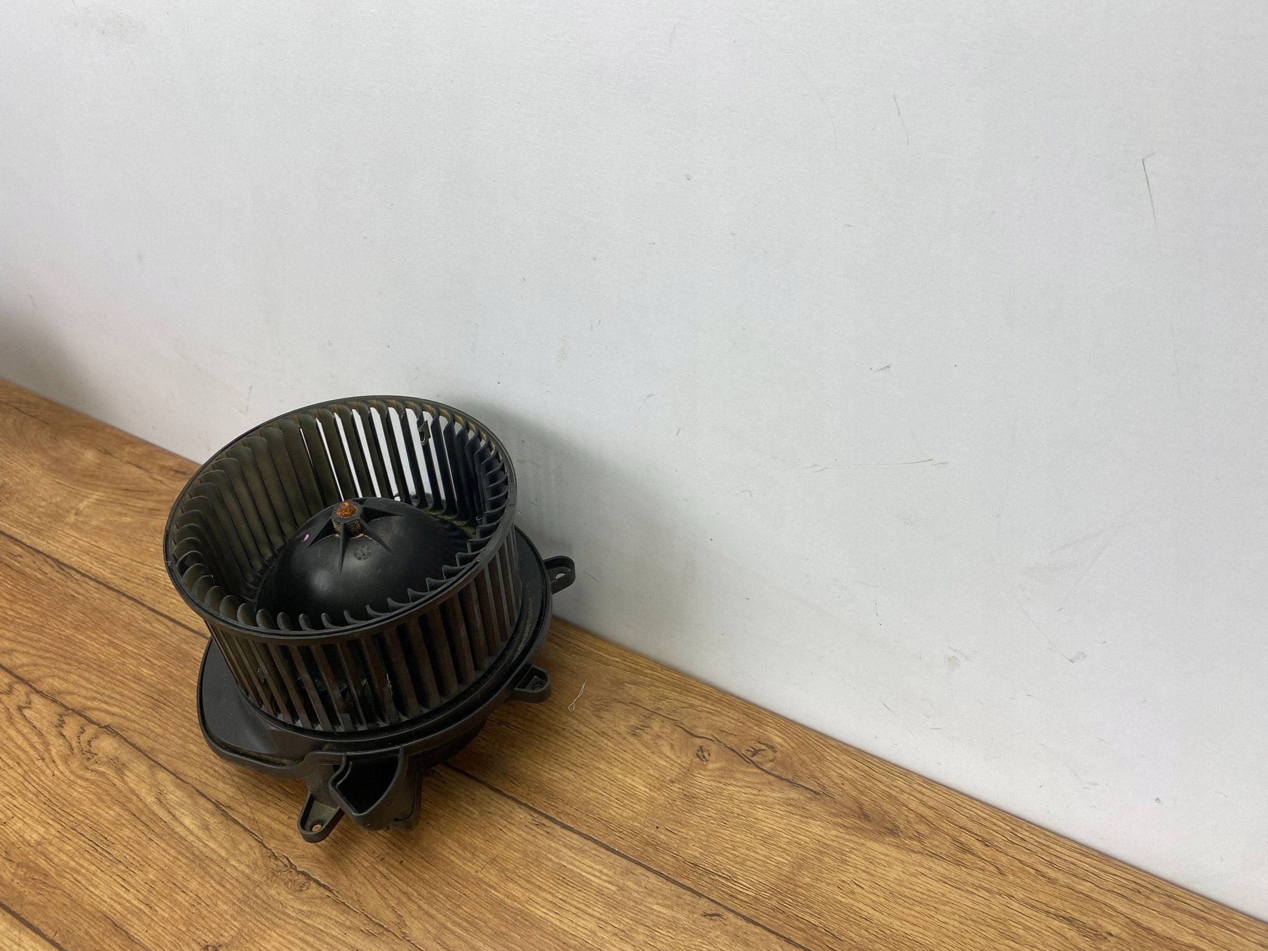 heating air conditioning devices Ford Mustang VI 2015+