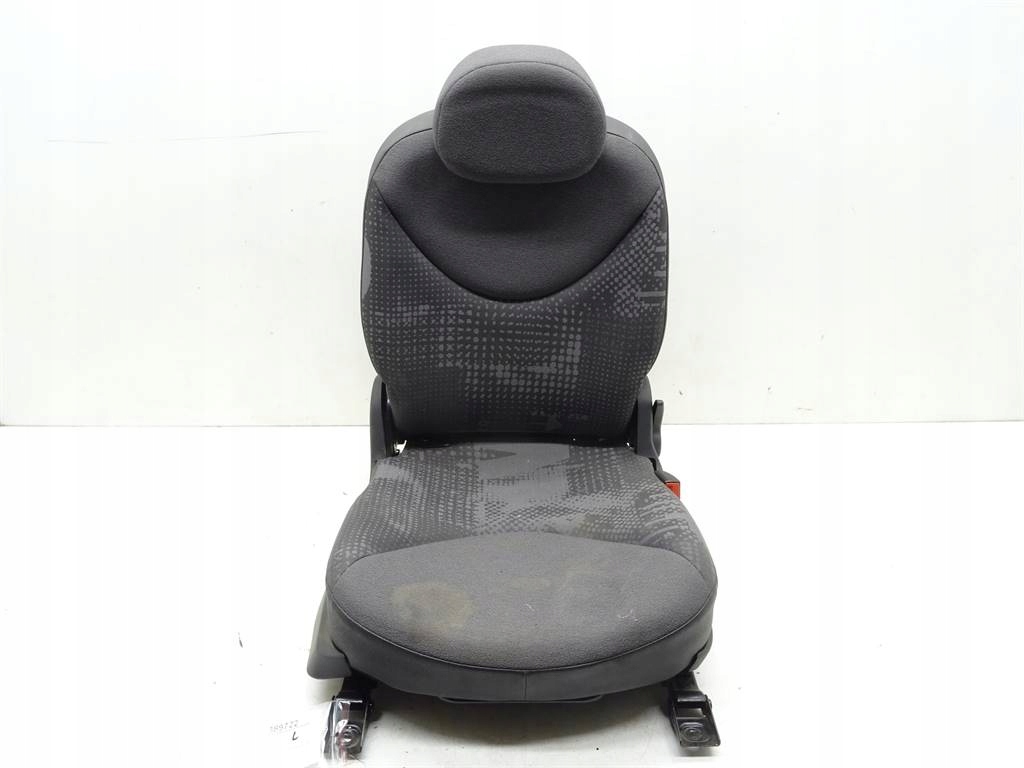 СТІЛЕЦЬ ЗАДНІЙ Citroen C2 HBd 03-09