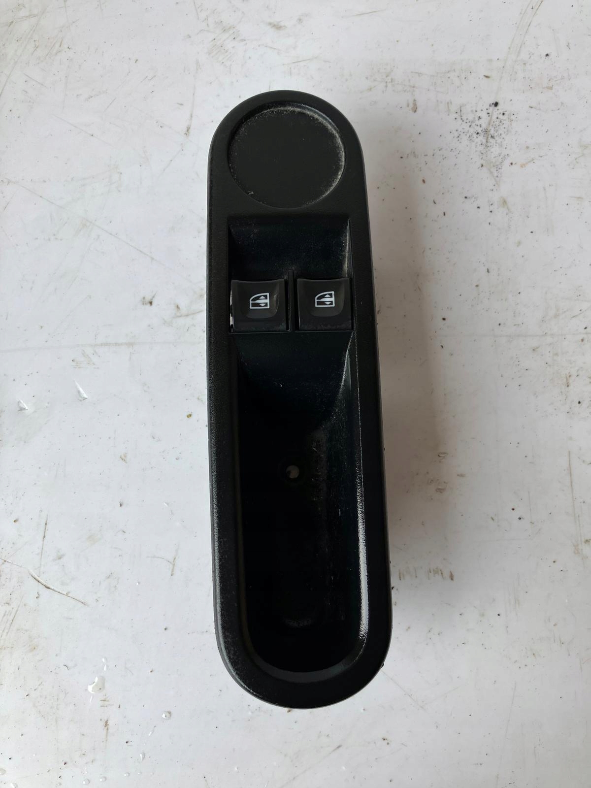 PANEL of the window TWINGO III 254110431R left front