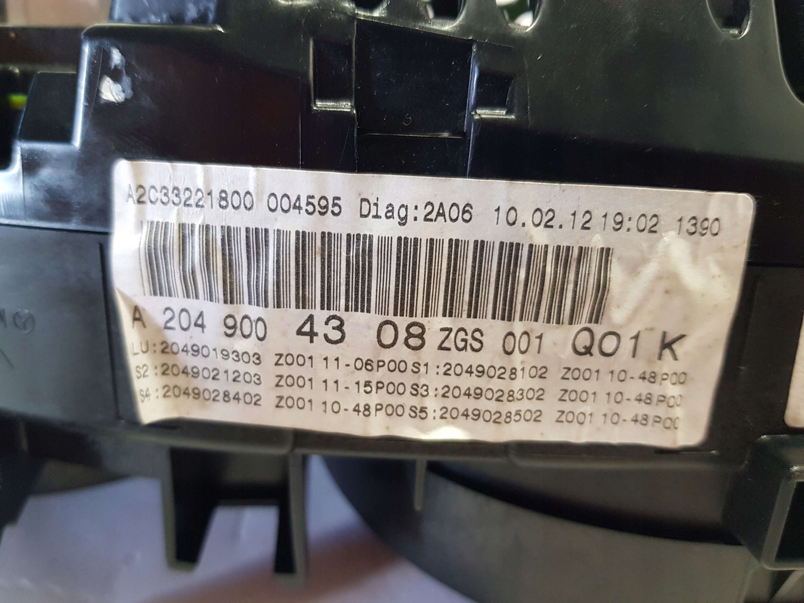 dials dials MERCEDES W204 LIFT 2049004308