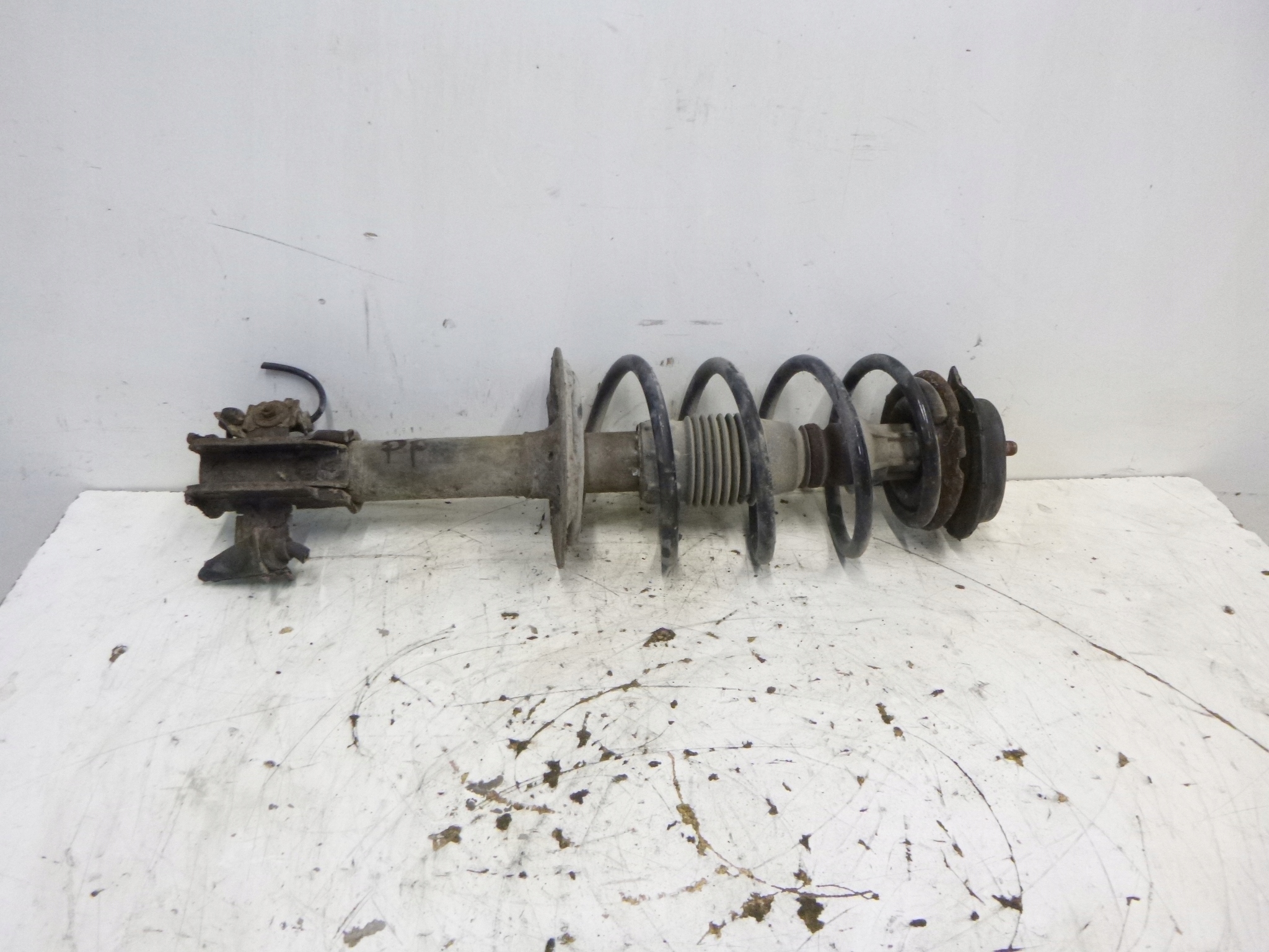 shock absorber front right Fiat Punto II 1.3MutliJet 06r.