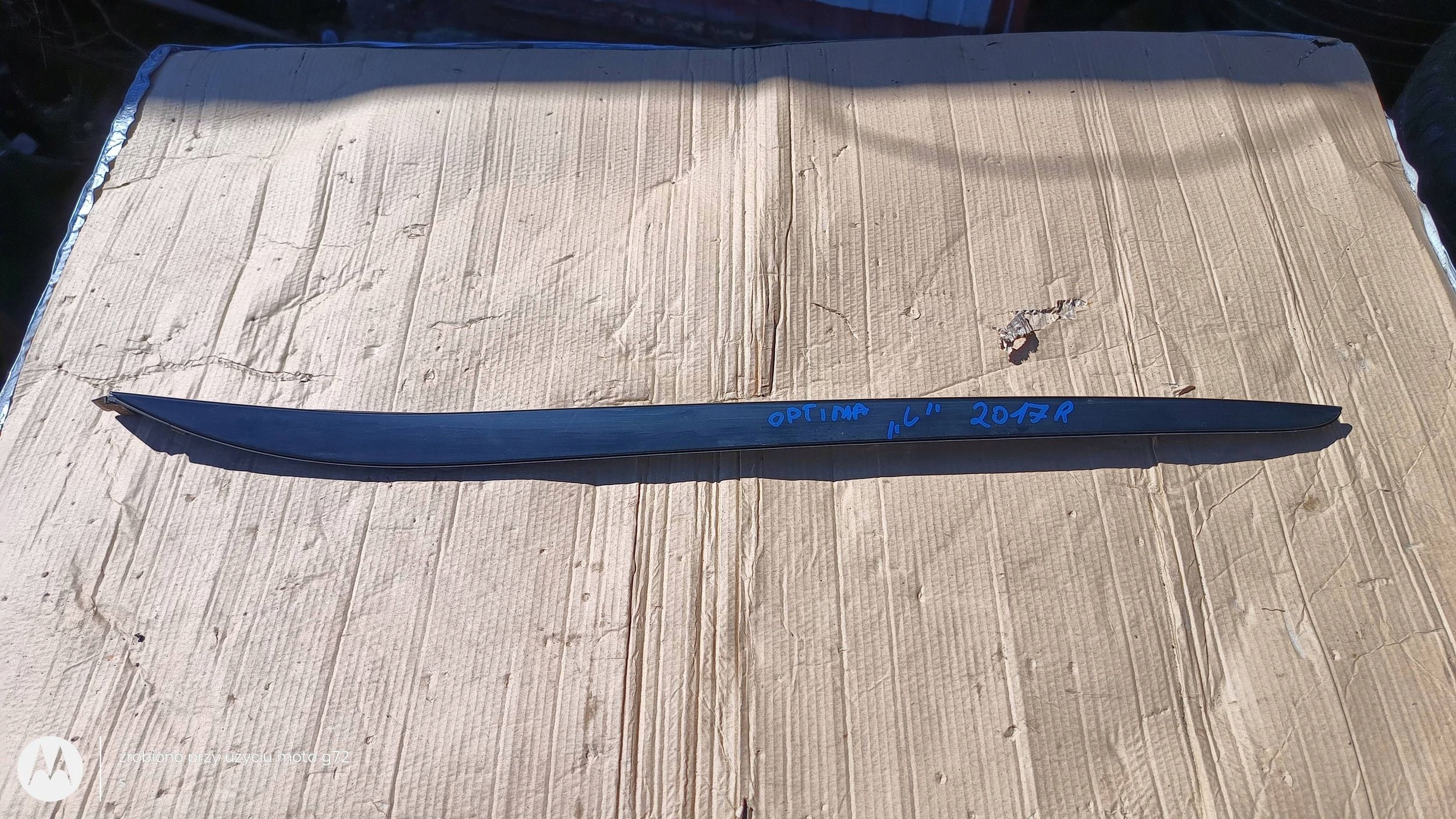 KIA OPTIMA IV moulding windows CZOLOWEJ left 86132-D4000 2018R