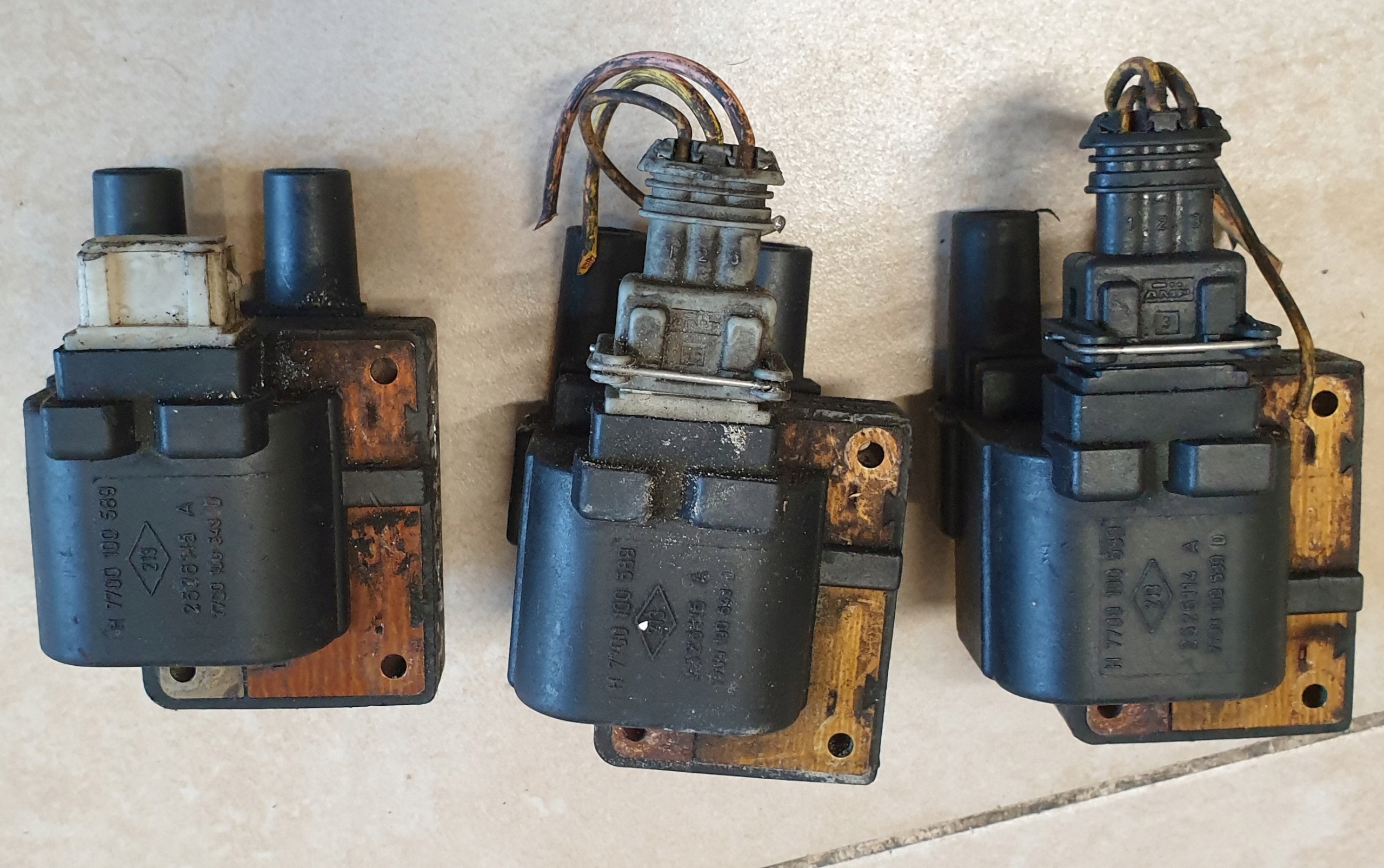 bobina Di accensione RENAULT KANGOO e MEGANE e CLIO II 7700100589 OE