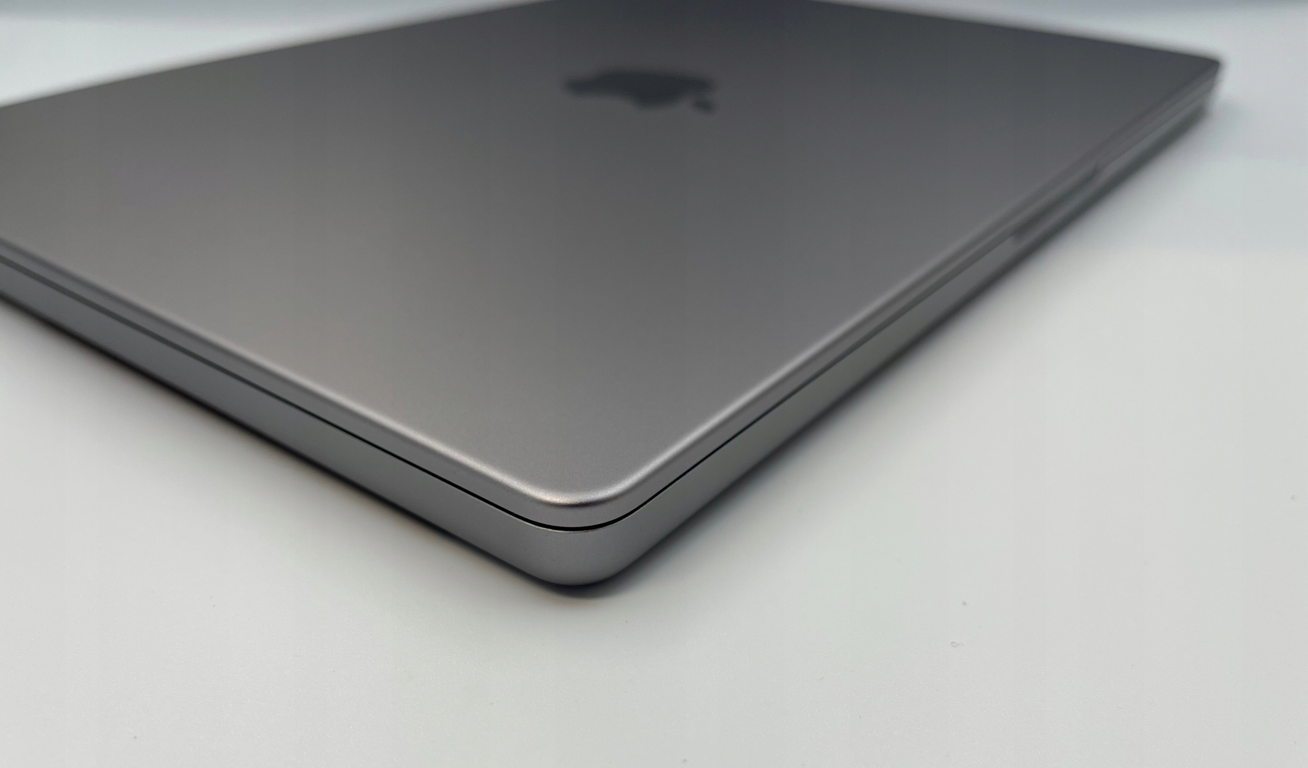 MacBook本体 Macbook Pro 2021 | 14.inch | M1 Max 61tMElRCKbL._AC_UL210_SR210,