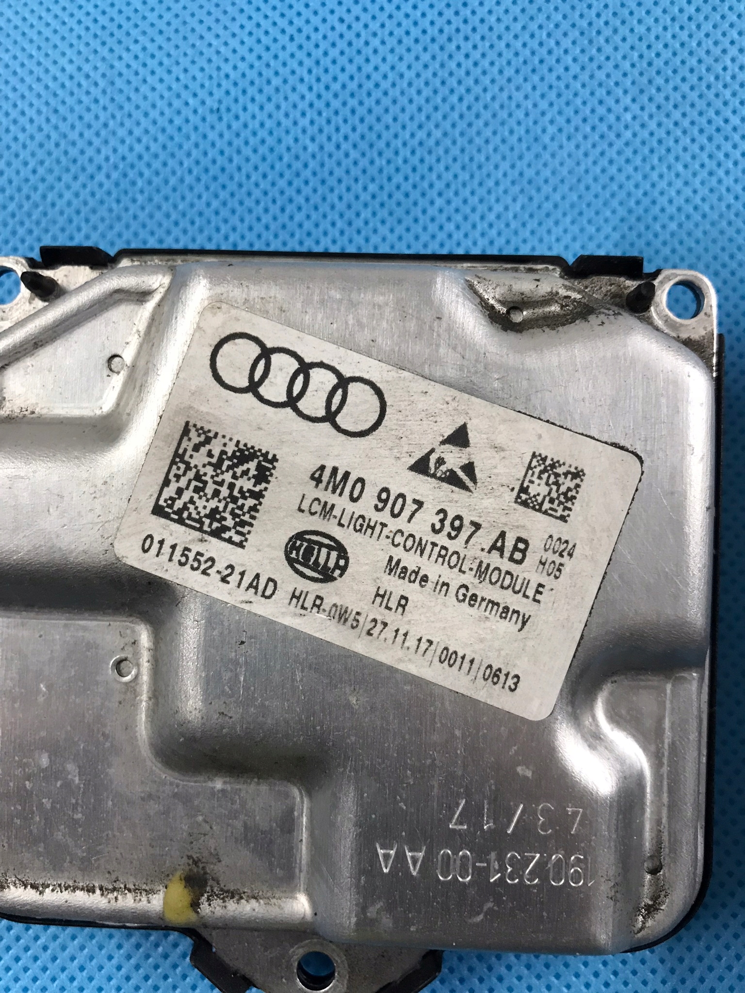 Конвертер модуль full led Audi A4 B9 A5 8W комплект европа