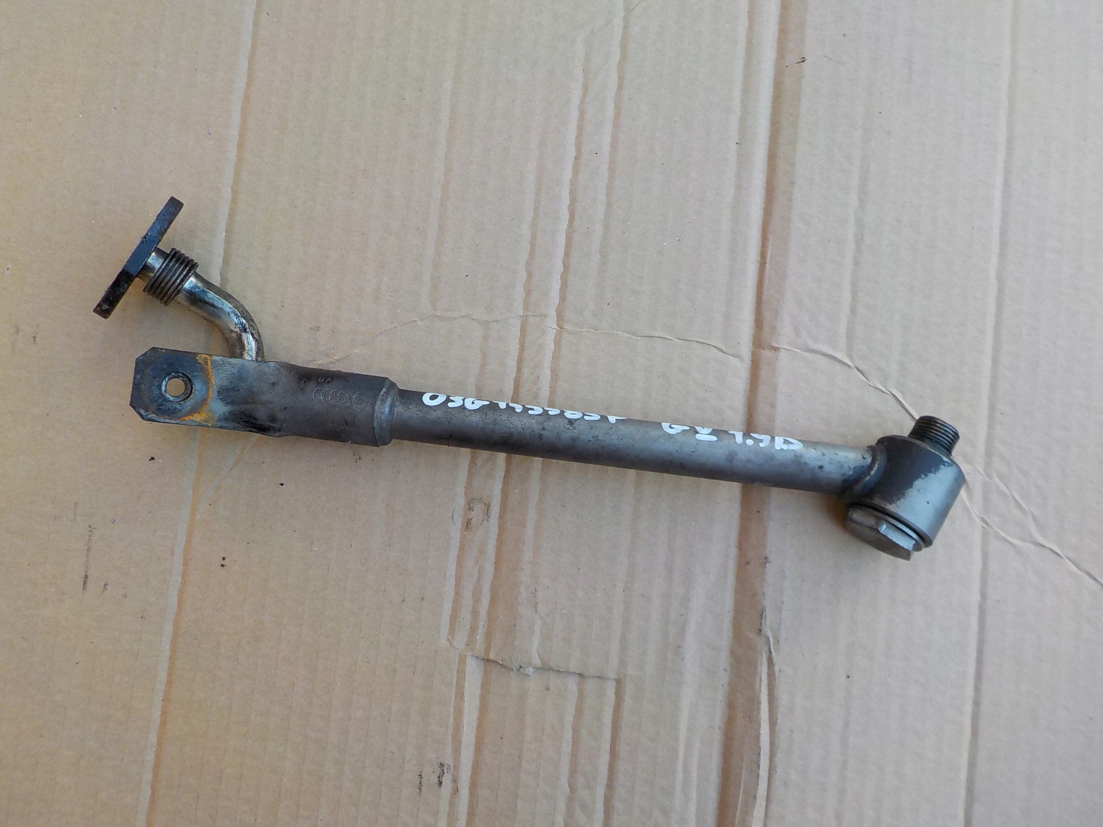 Ölleitung turbo vw golf V 1,9 TDI 03G145585F