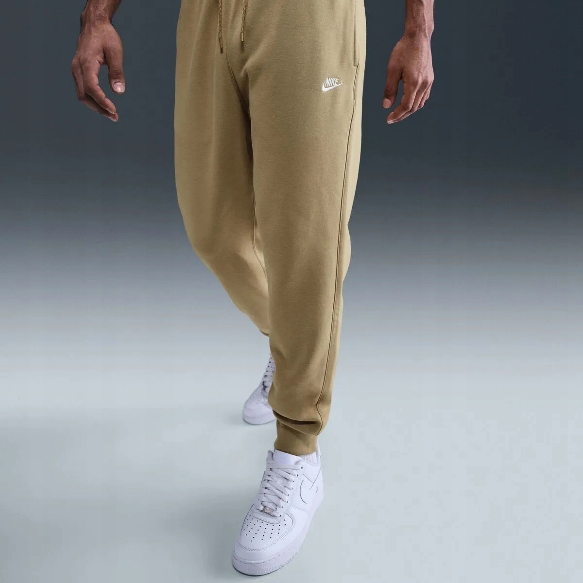 Pánské tepláky Nike Club Mens Joggers
