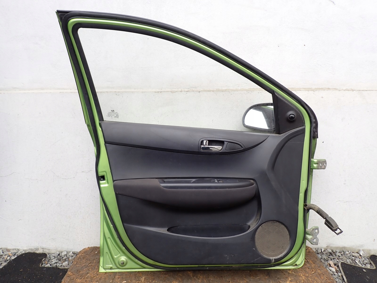door left front left front HYUNDAI I20 1 and PB 08-14R TK ELECTRIC GREEN