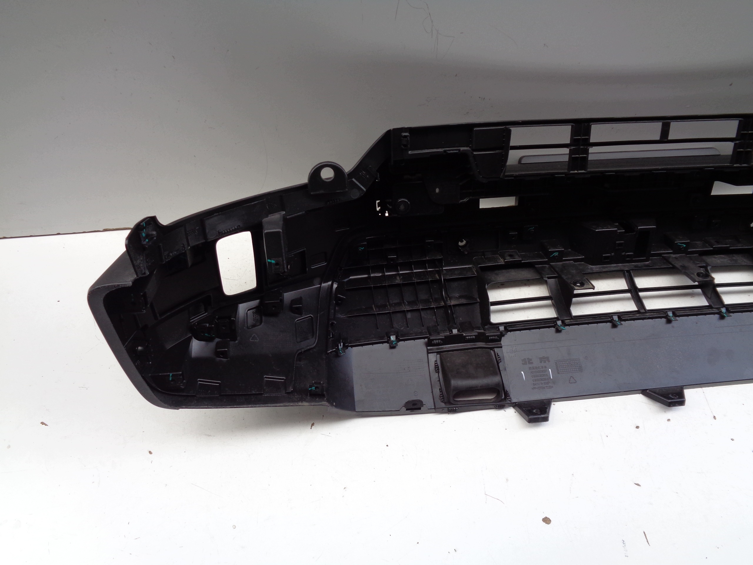 paraurti anteriore BAIC BJ40 II 23- NR 54133