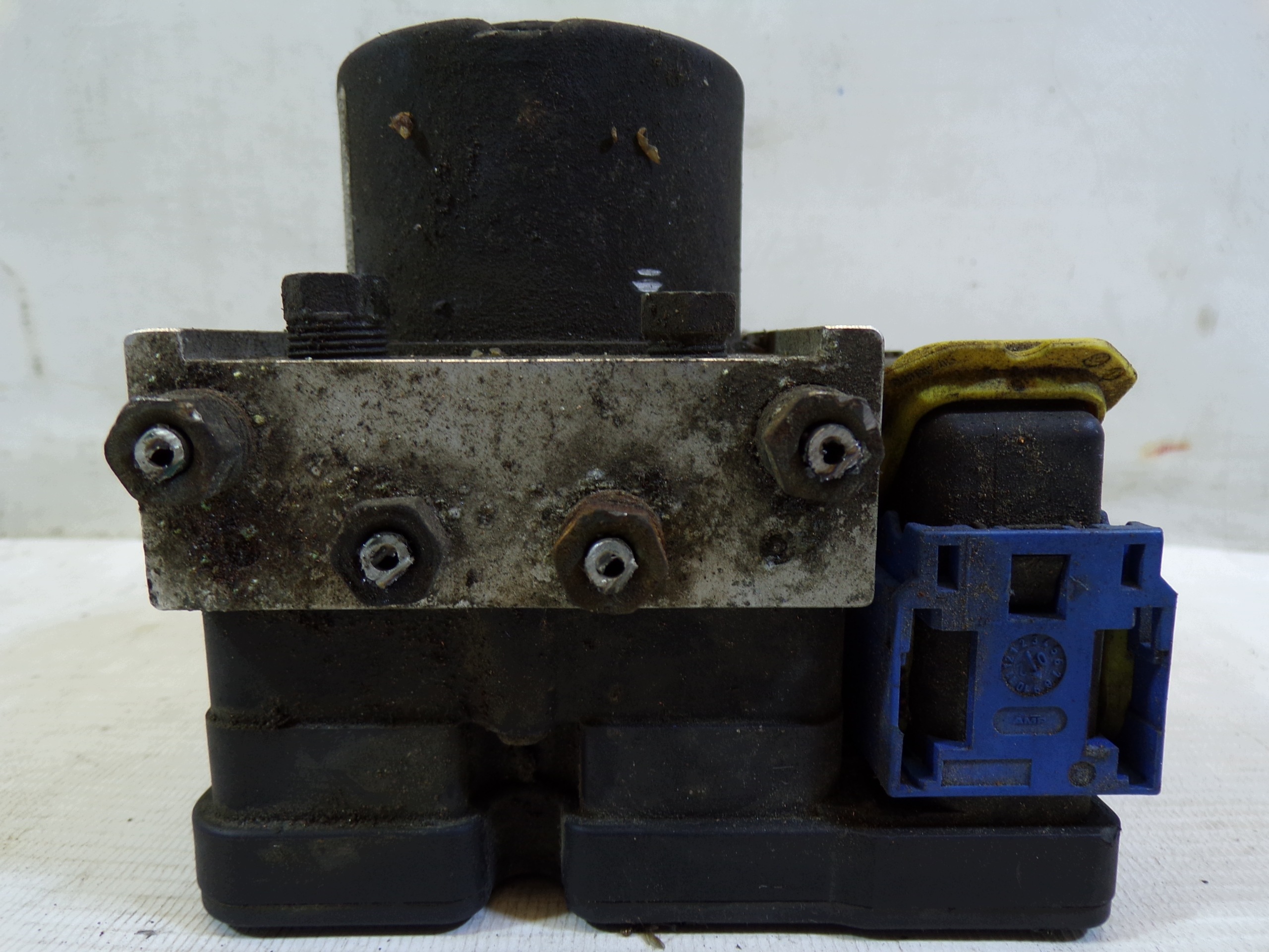 Pompa ABS PEUGEOT 206 9641871180 (2)