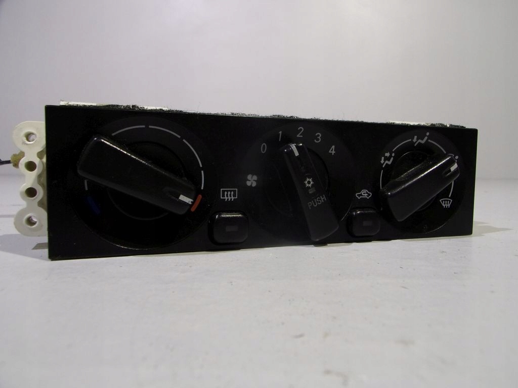 Mitsubishi Space Runner Pannello controllo BOCCHETTE