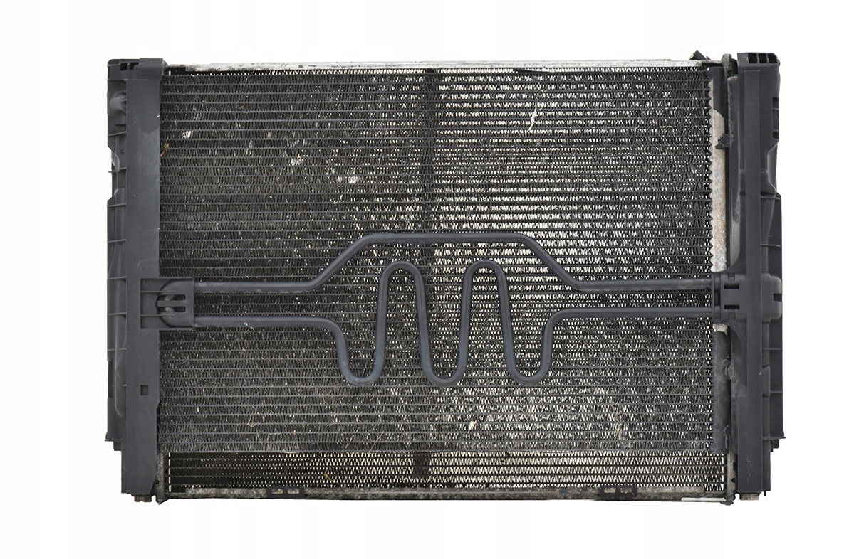 7524914 7526533 - Радиатор водяного охлаждения BMW 1 E87