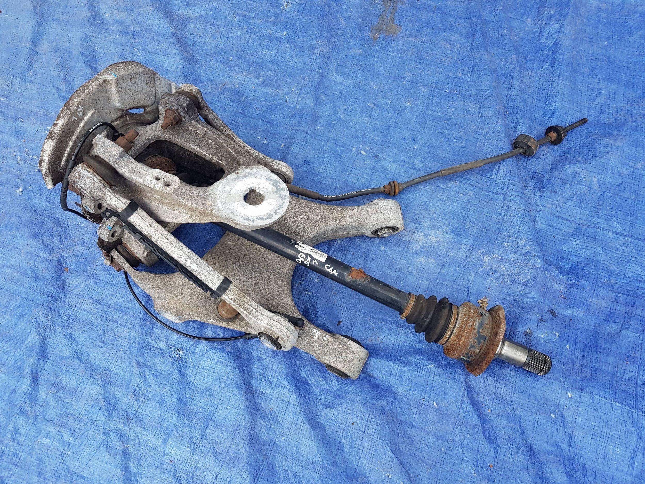 Axe moyeu Moyeu support broche Bras Arrière Arrière Bouche buse Gauche BMW X5 E70