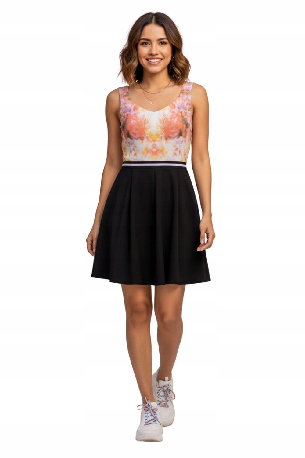 Dámské Šaty Silvian Heach s kšandami, přiléhavé, vzorované, elegantní velikost S