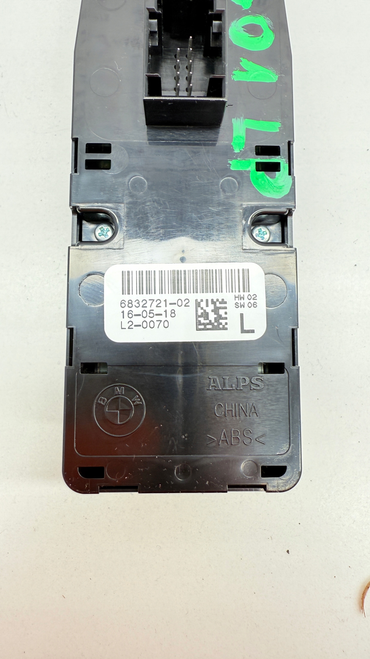 BMW G30 G31 G32 PANEL window control switch left front 6832721