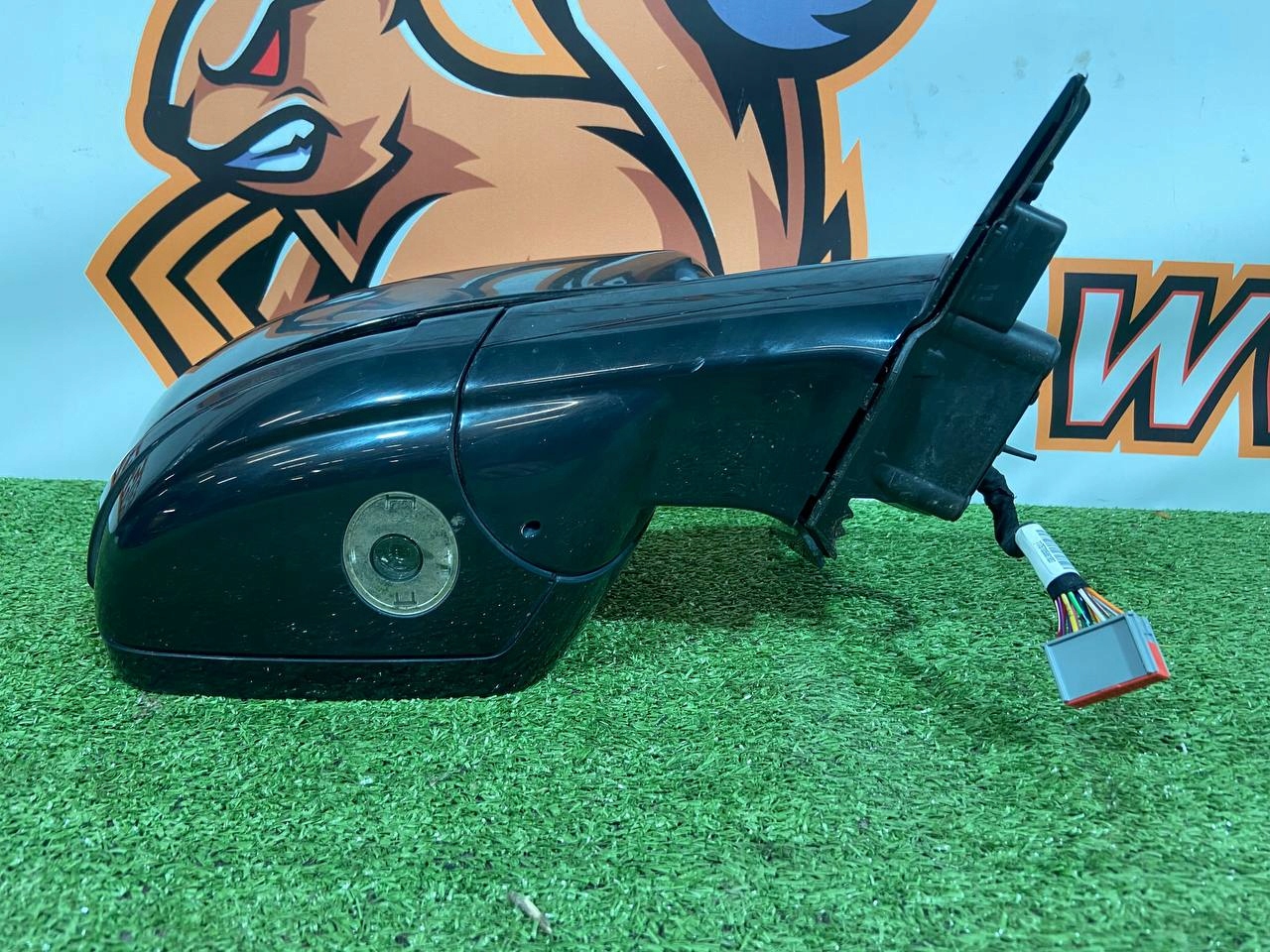 LUSTERKO PRAWE KOMPLET RANGE ROVER VELAR L560 J8A2-17E698-EAA Producent części Land Rover OE