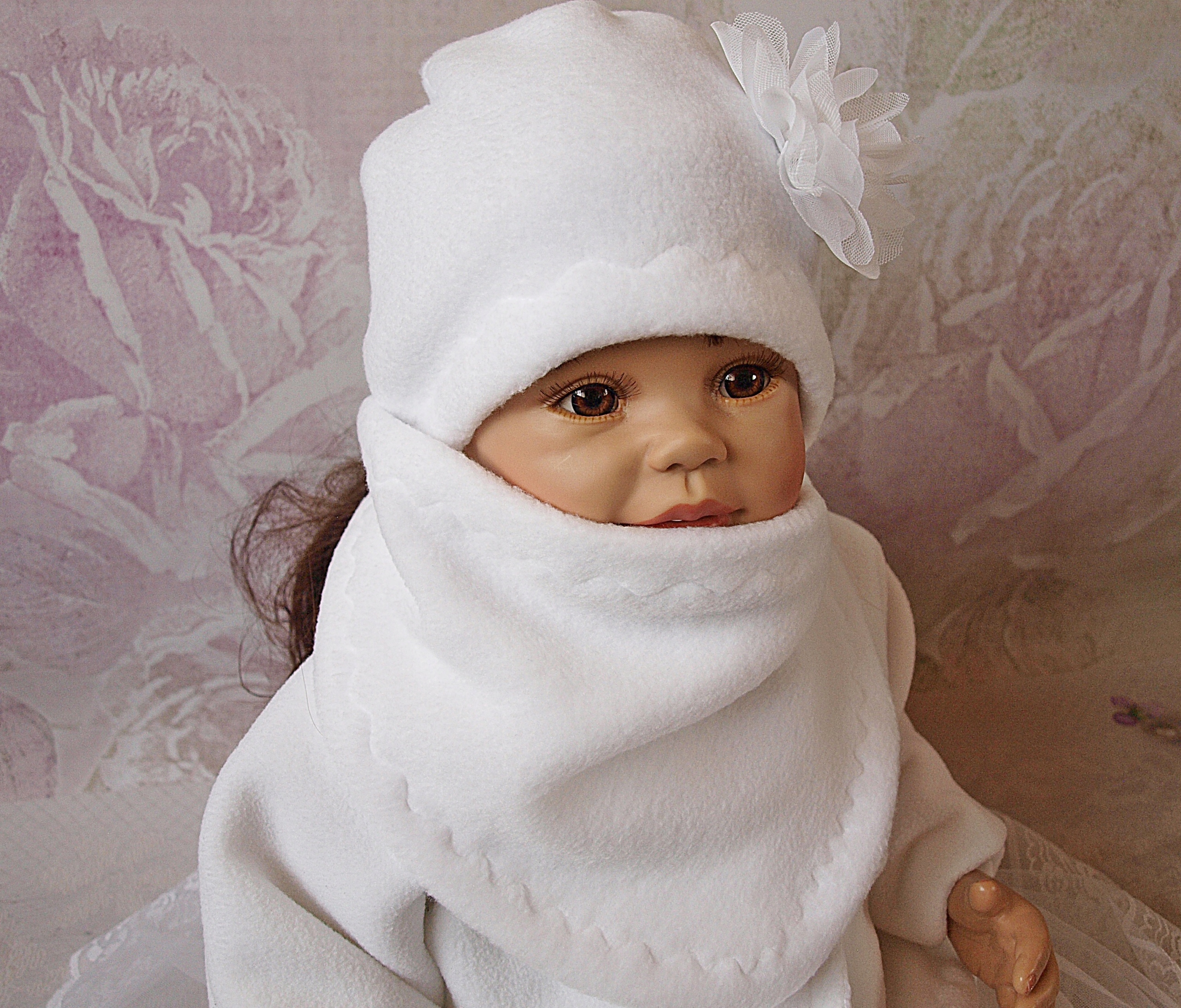 BIAŁY CIEPŁY ZESTAW CZAPECZKA I CHUSTA KWIAT 62 Marka Inna marka