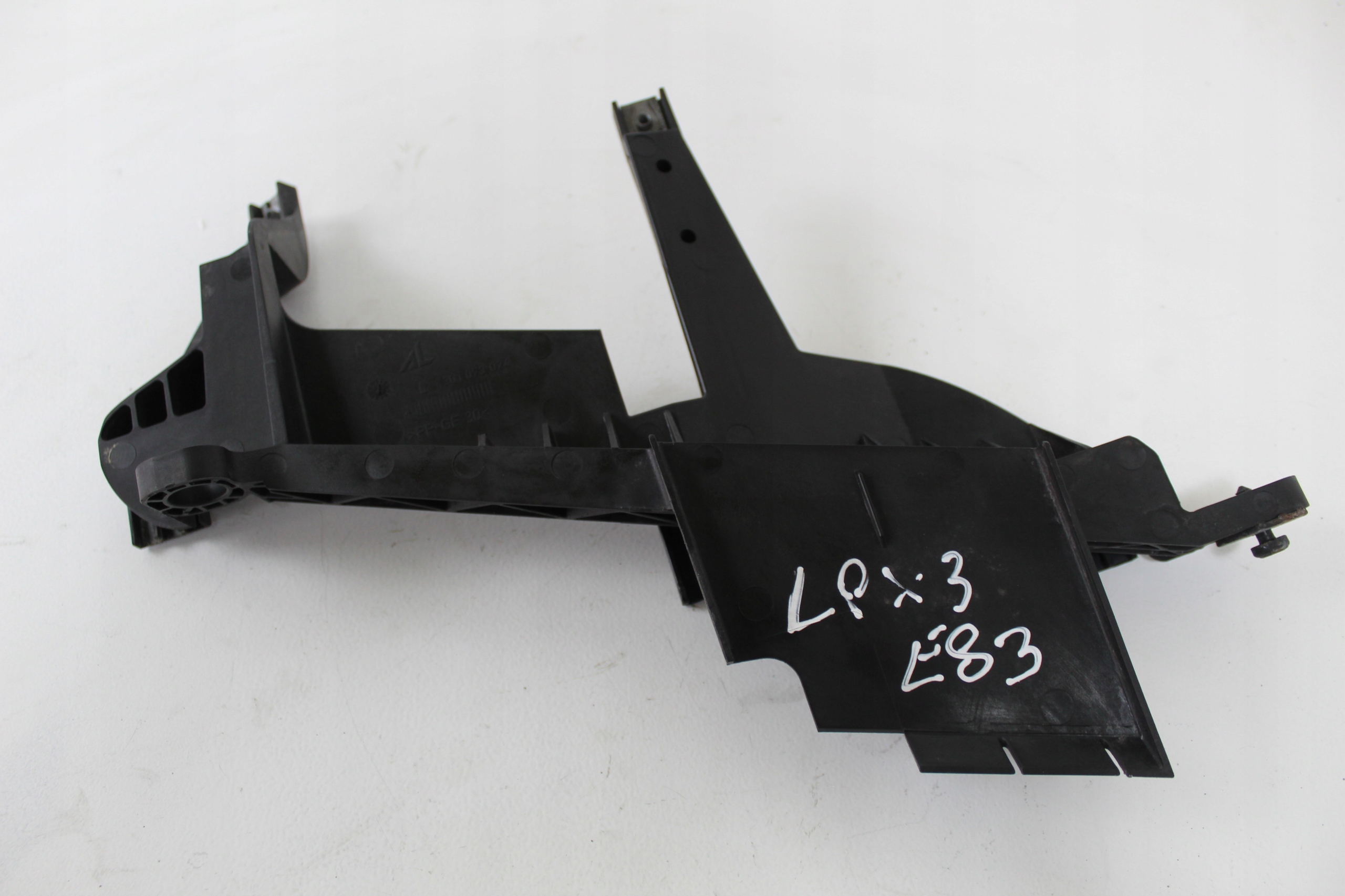 Змінна лампа ліва передня BMW X3 E83 1301073024