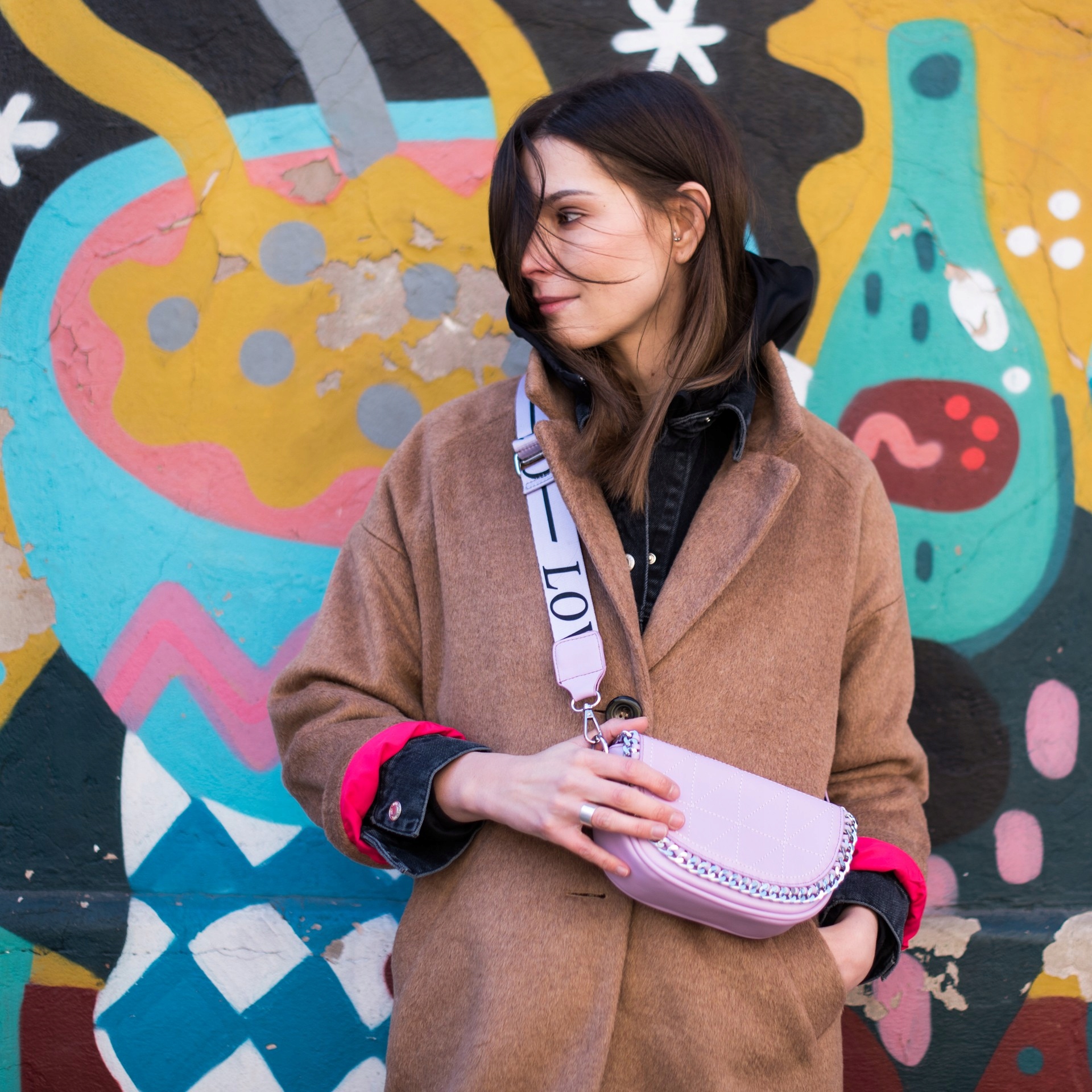 Szaleo modna TOREBKA Chained szeroki pas tr21117-1 Płeć kobieta