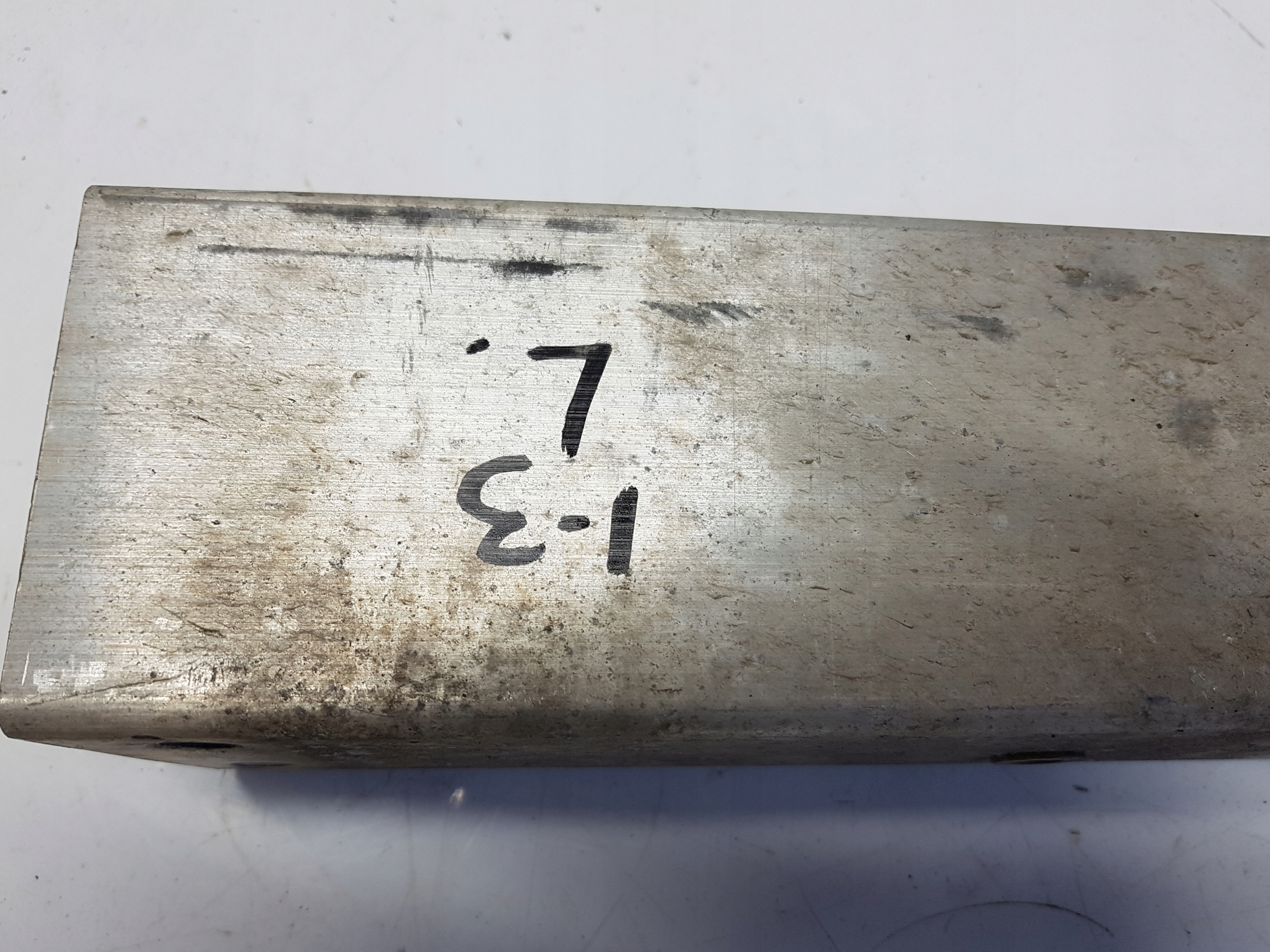 BMW I3 i01 beam tip rear part left right