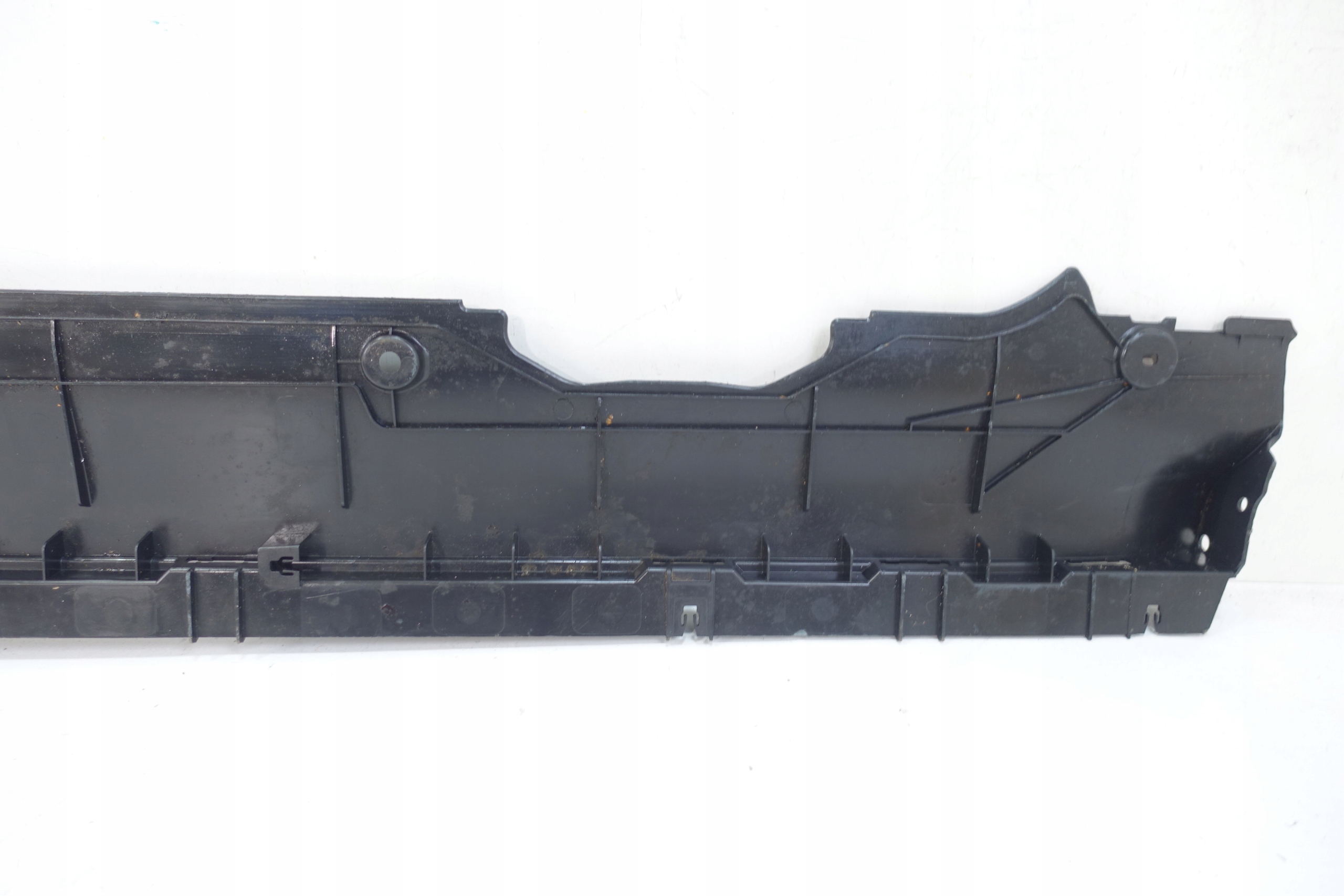 TESLA MODEL Y 2019- moulding threshold left lower 1625377-00-C