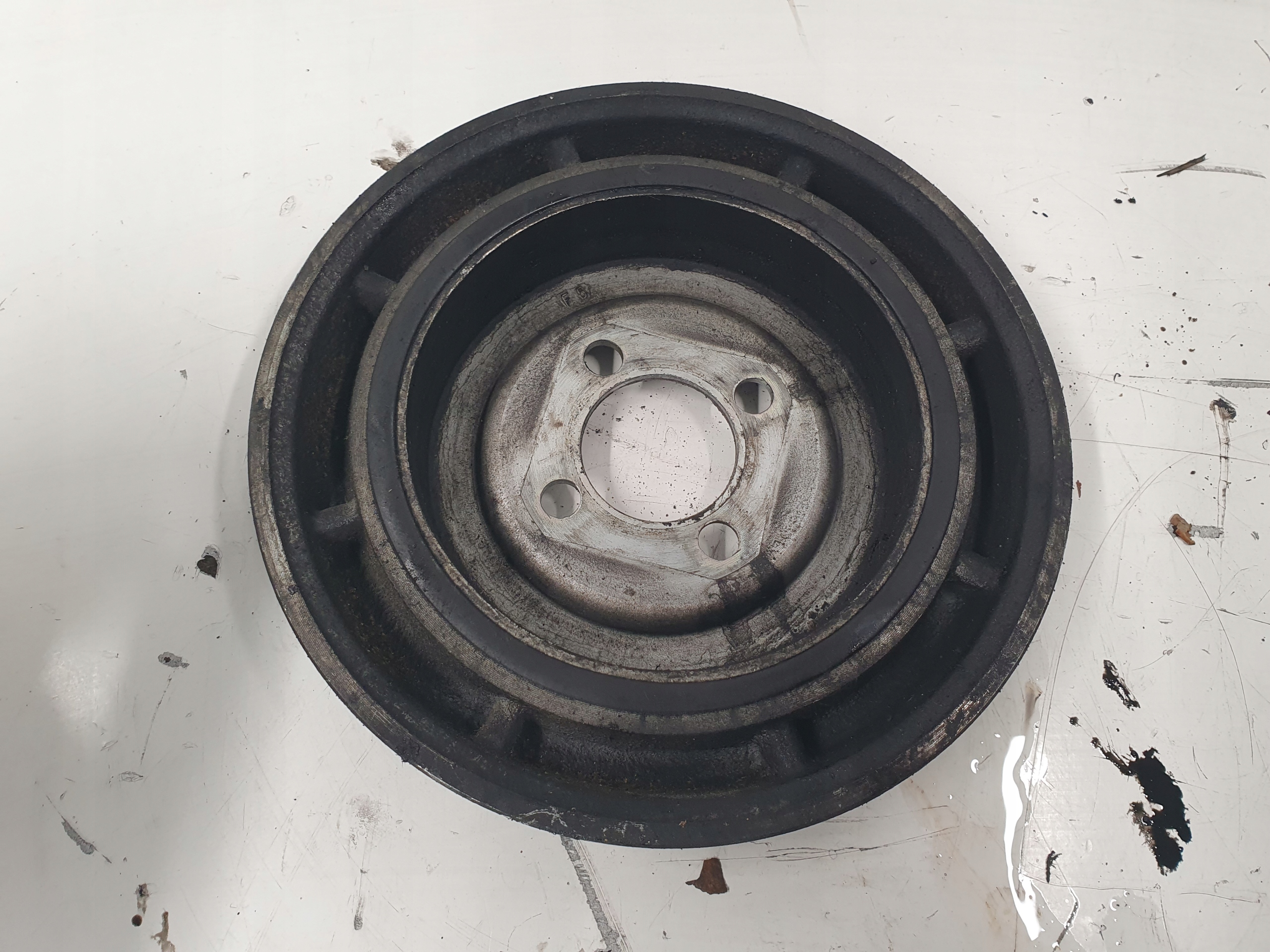 Opel Corsa D 1.3 cdti pulley tlumik drgan