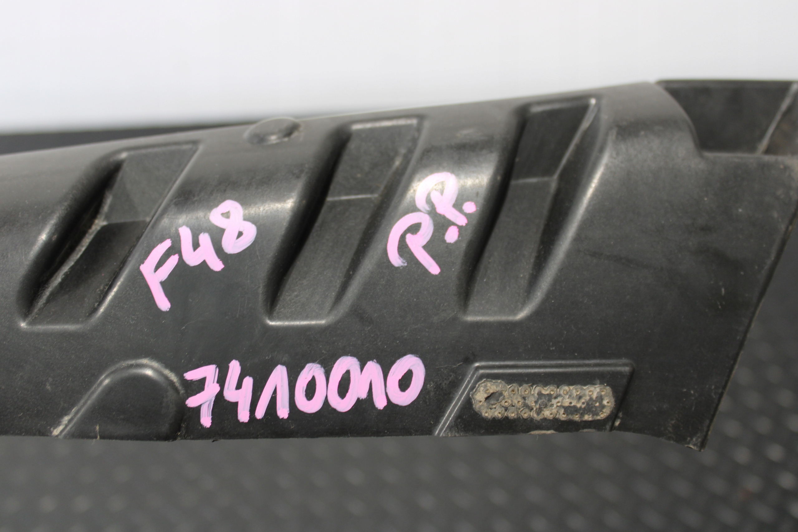 support holder right front BMW X1 F48 7410010